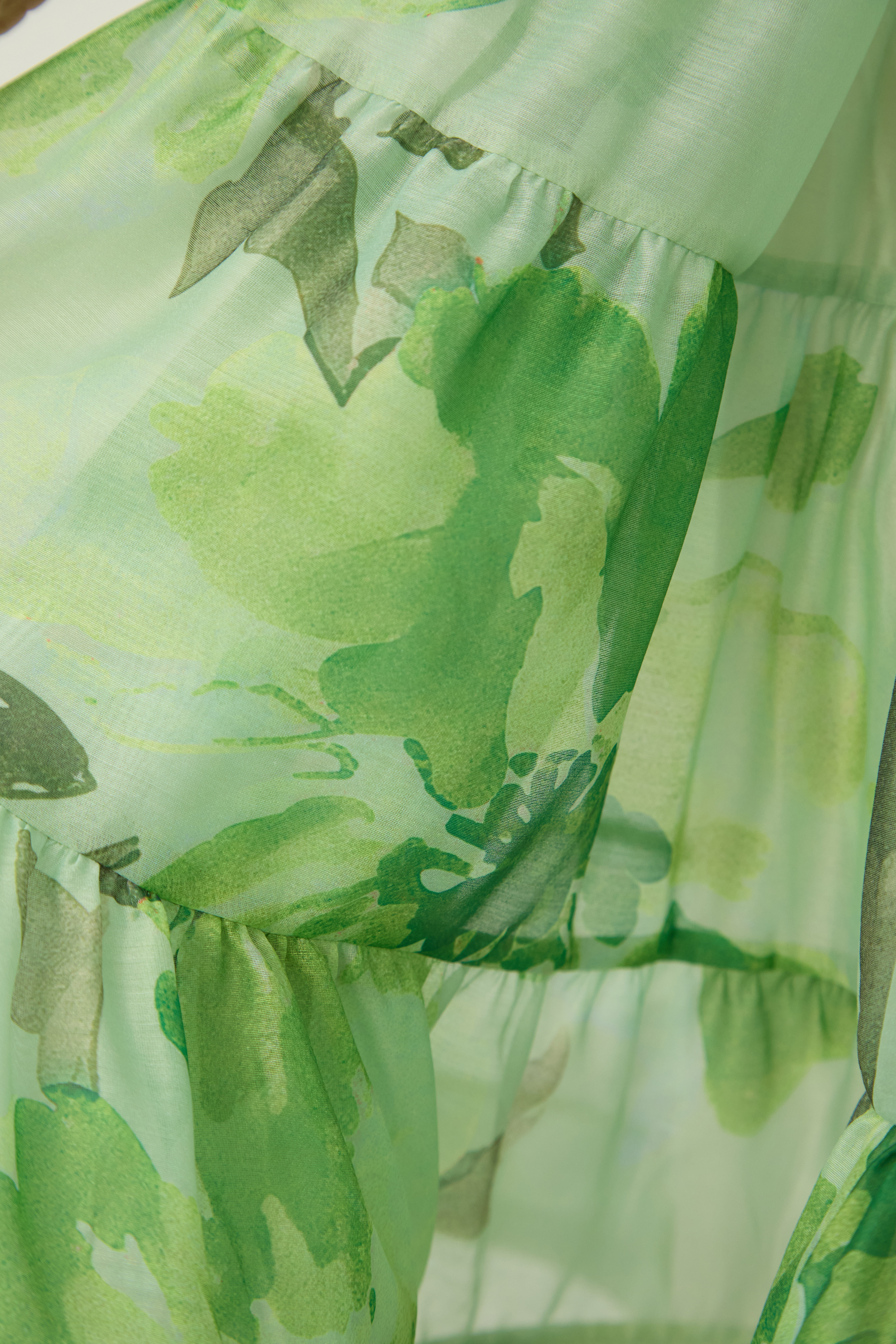 Vibrant Poise Green Floral Print Puff Sleeve Mini Dress