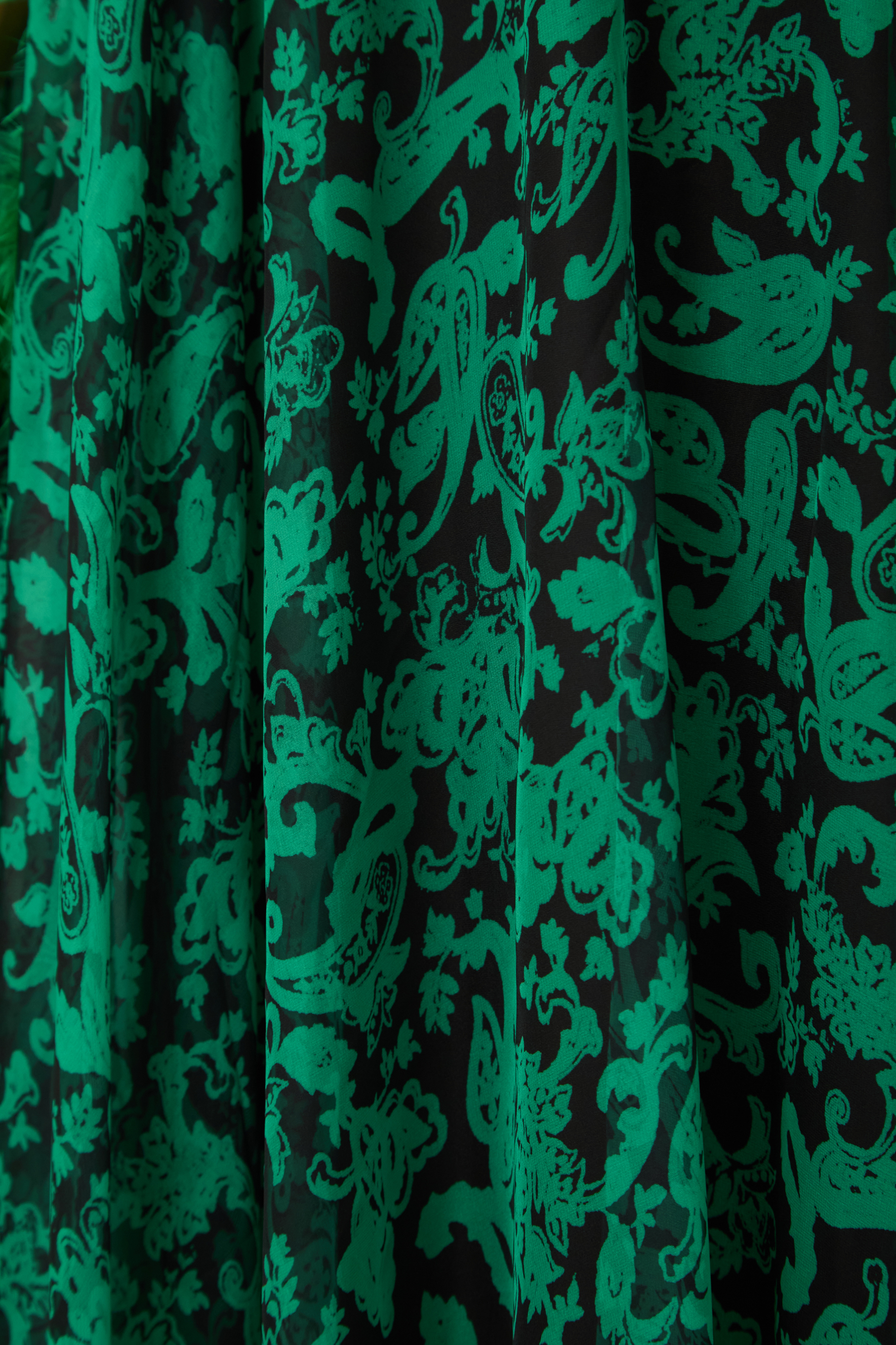 Real Allure Green Paisley Print Feather Trim Maxi Dress