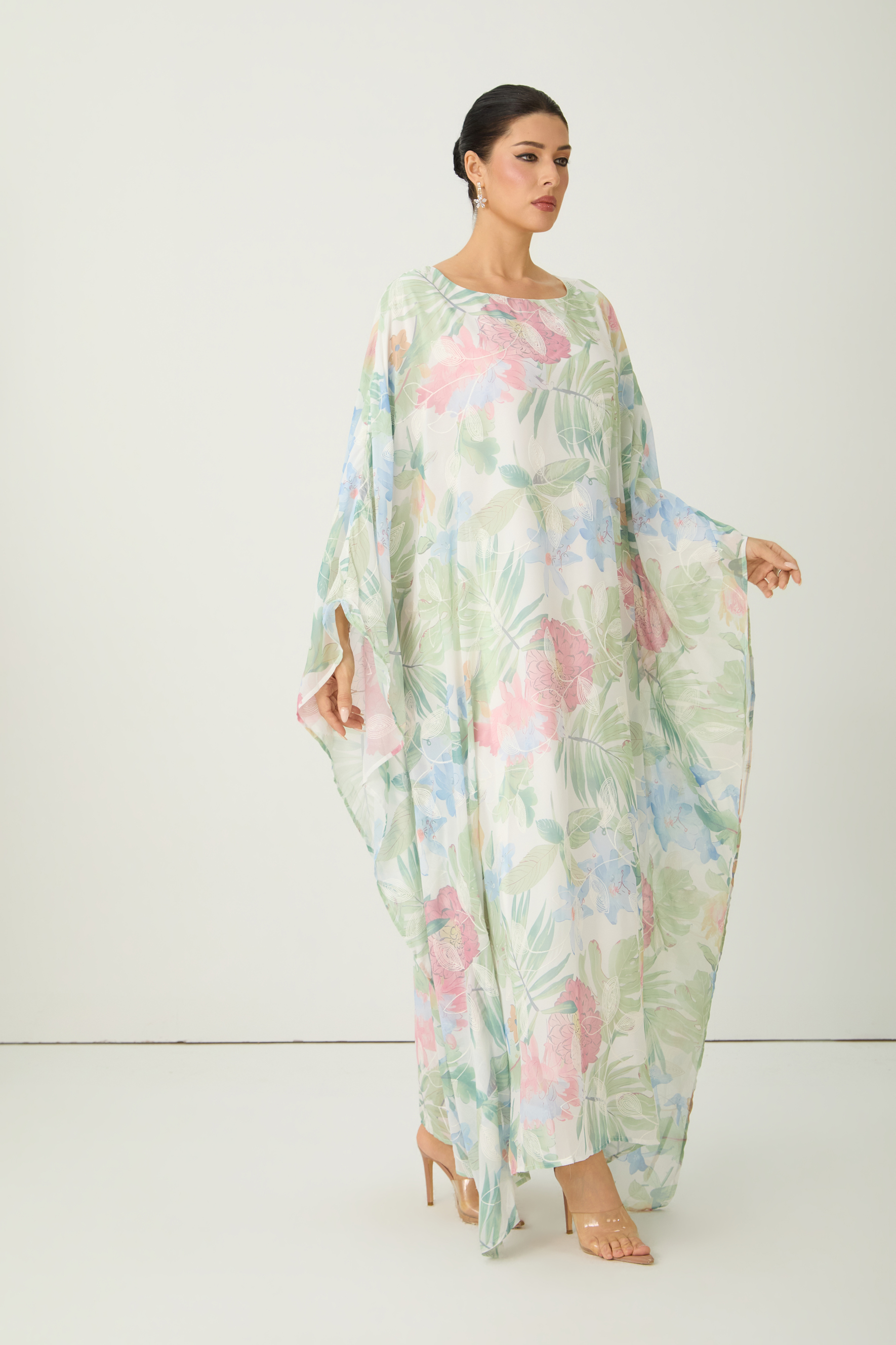 Impressive Flirt Multi Floral Print Round Neck Maxi Kaftan