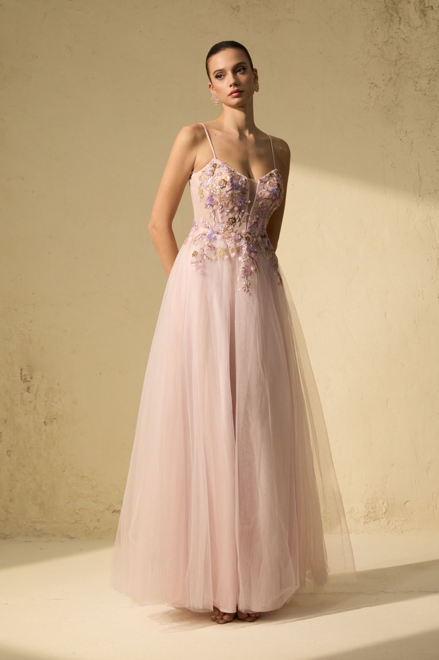 Vestido Maxi de Tule Bordado Floral Rosa Adoração Ilimitada Sunfere