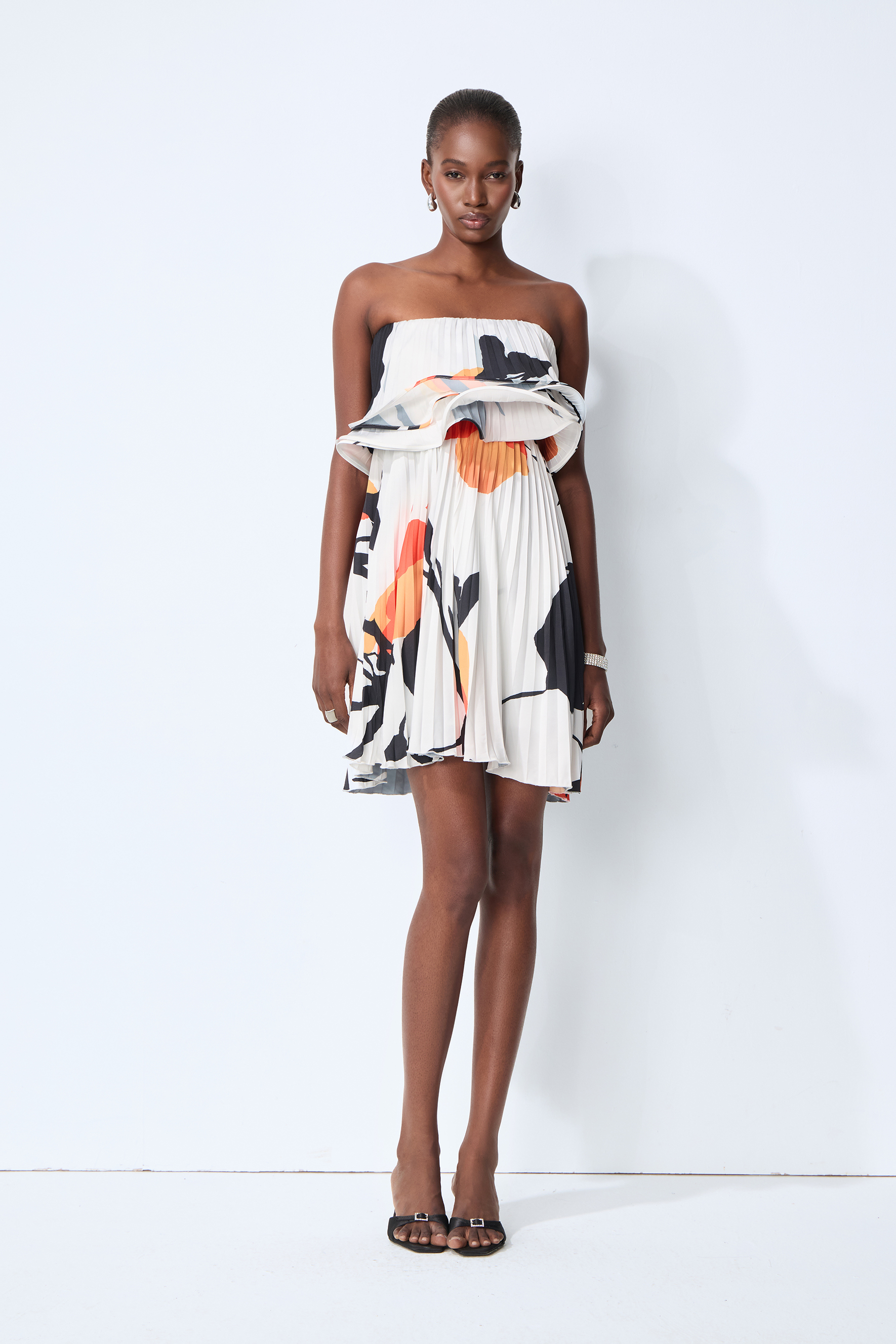 Soft Illusion White Abstract Print Strapless Pleated Mini Dress