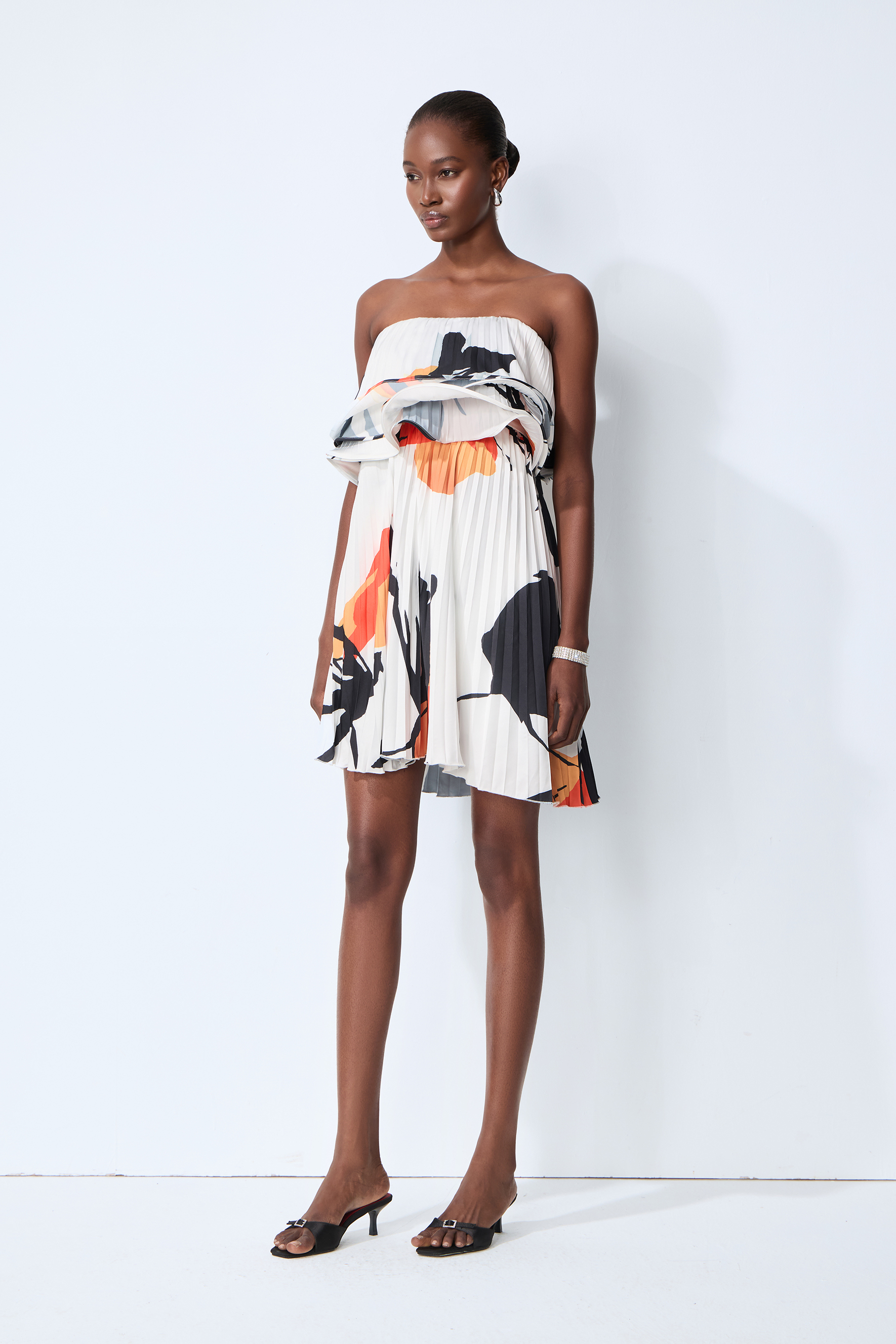 Soft Illusion White Abstract Print Strapless Pleated Mini Dress