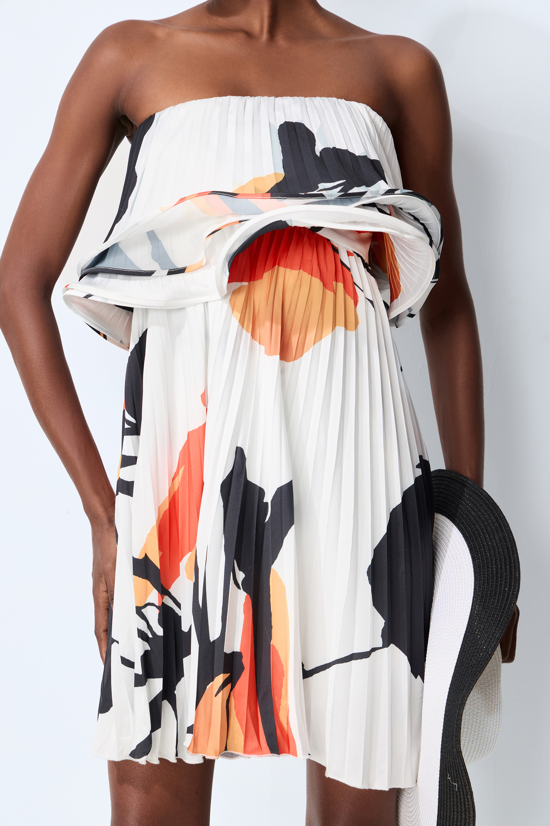 Soft Illusion White Abstract Print Strapless Pleated Mini Dress