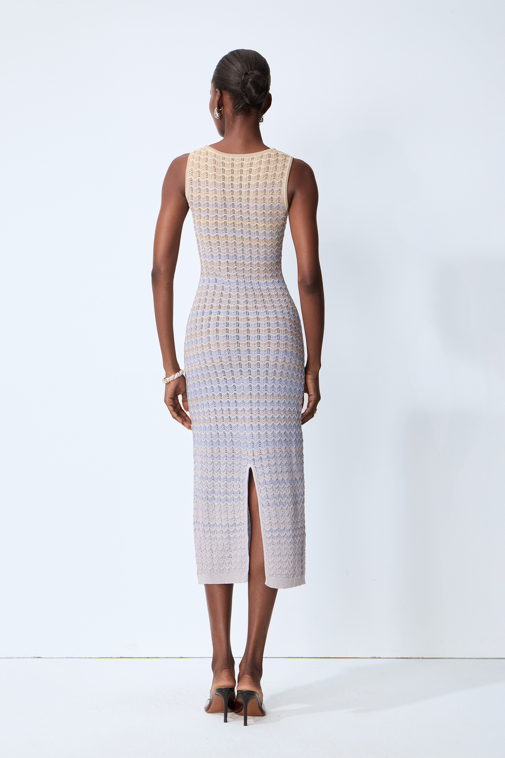 Sweetest Feeling Blue Sleeveless Chevron Knit Midi Dress