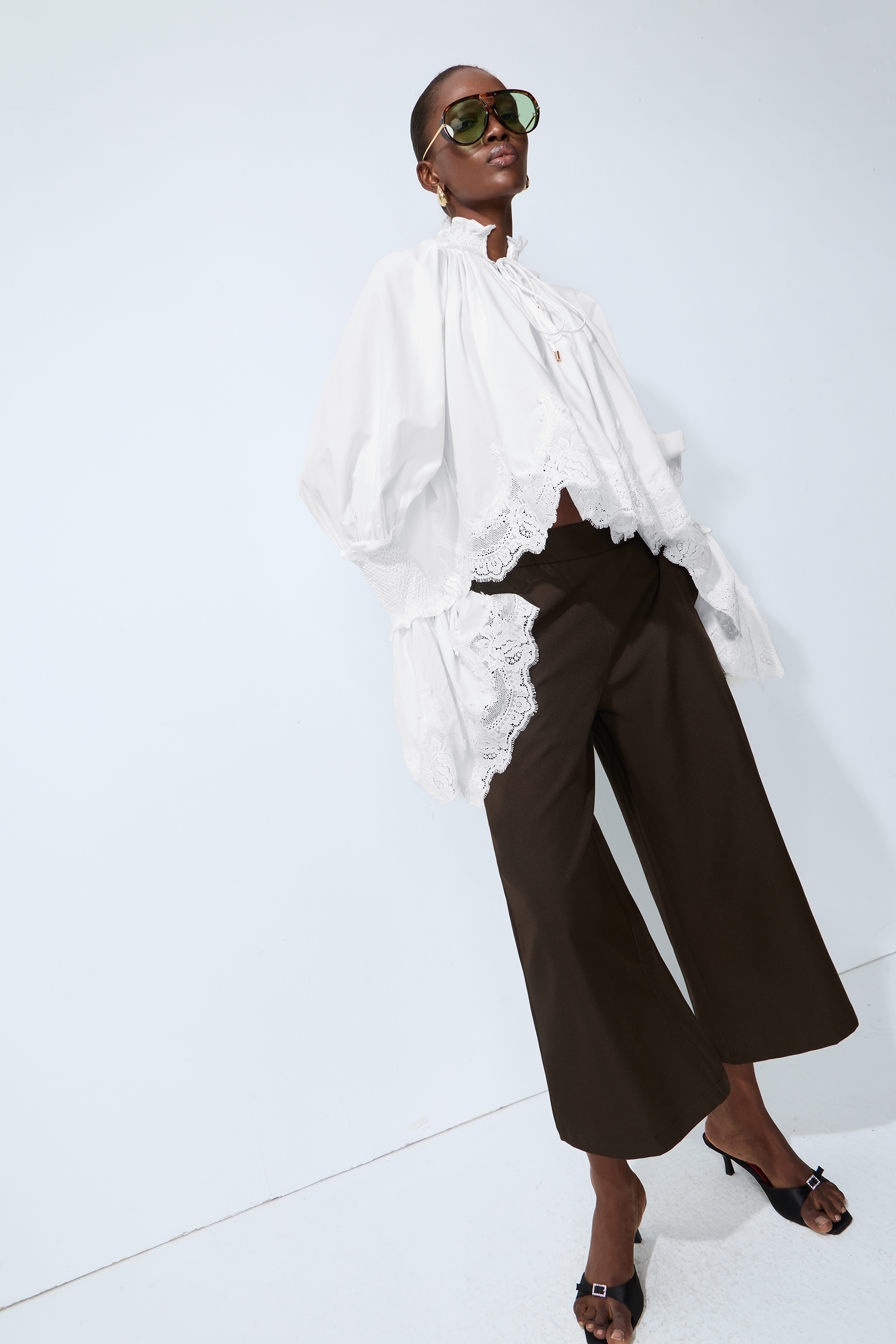 Simply Refined Brown High Waist Gold Button Pants