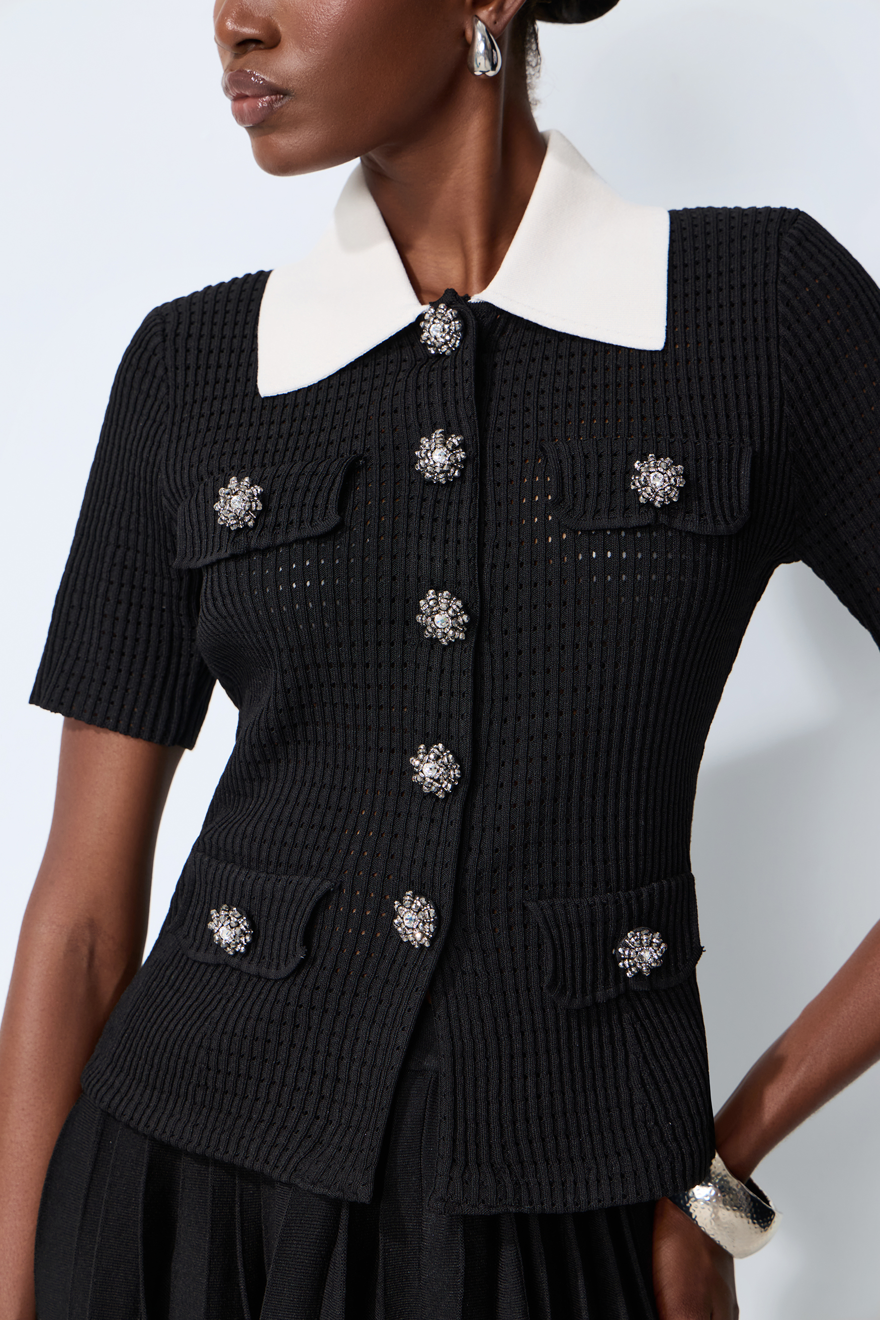 Simple Look Black Contrast Collar Knit Top & Pleated Skirt Set
