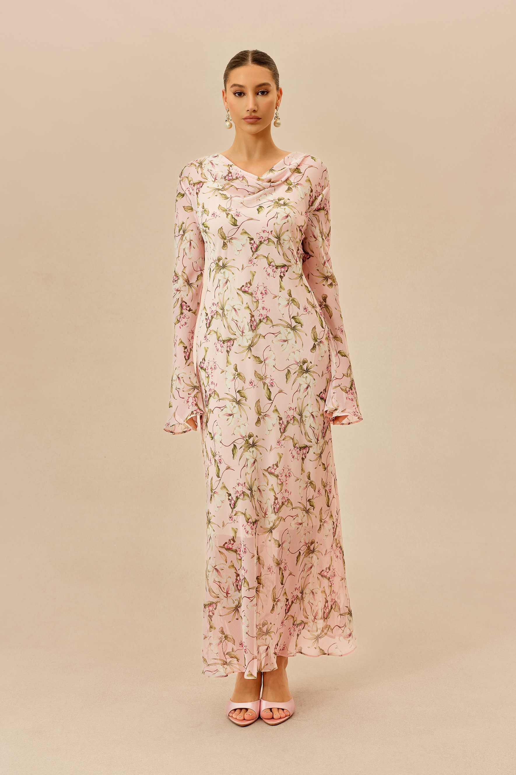 Elegant Admiration Pink Floral Print Bell Sleeve Maxi Dress