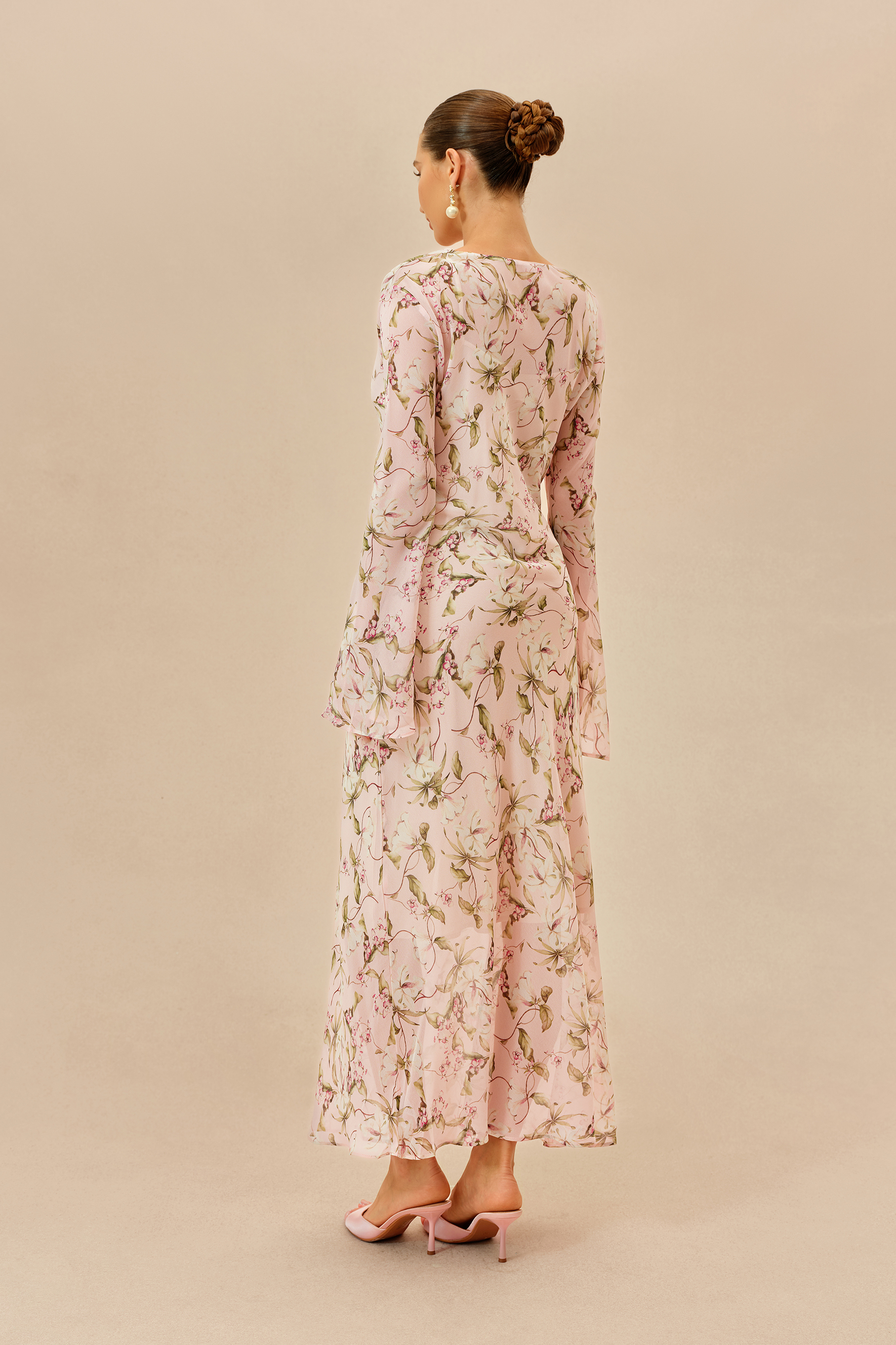 Elegant Admiration Pink Floral Print Bell Sleeve Maxi Dress