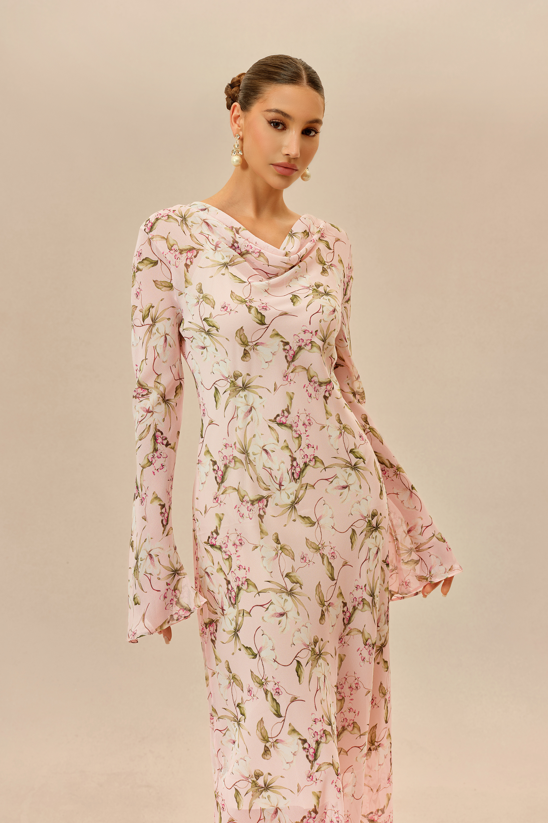 Elegant Admiration Pink Floral Print Bell Sleeve Maxi Dress