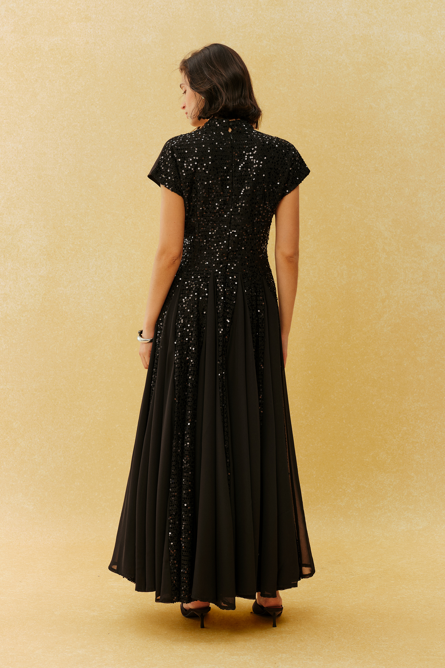 Just Enough Black Sequin V Neck Cap Sleeve Maxi Dress