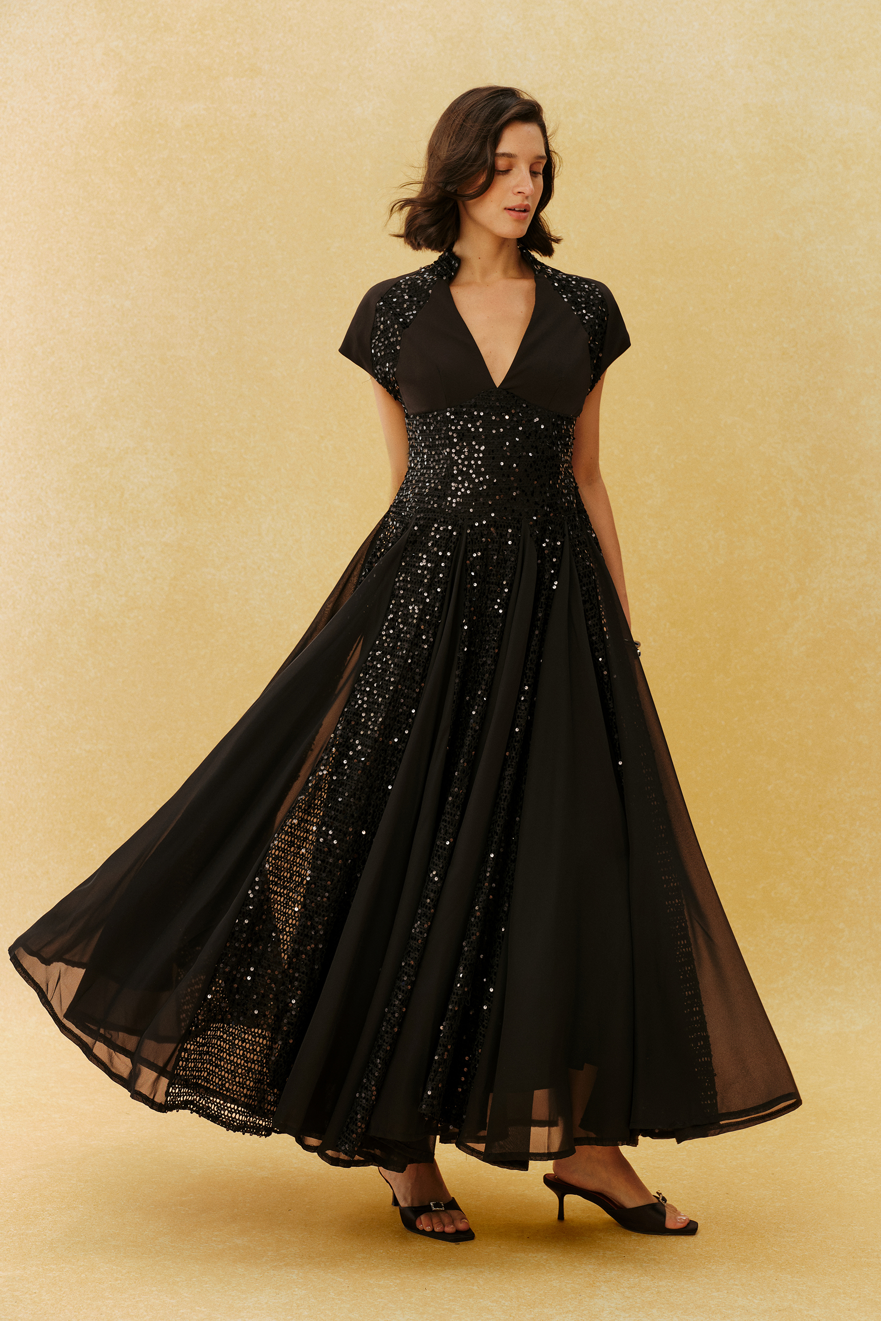 Just Enough Black Sequin V Neck Cap Sleeve Maxi Dress