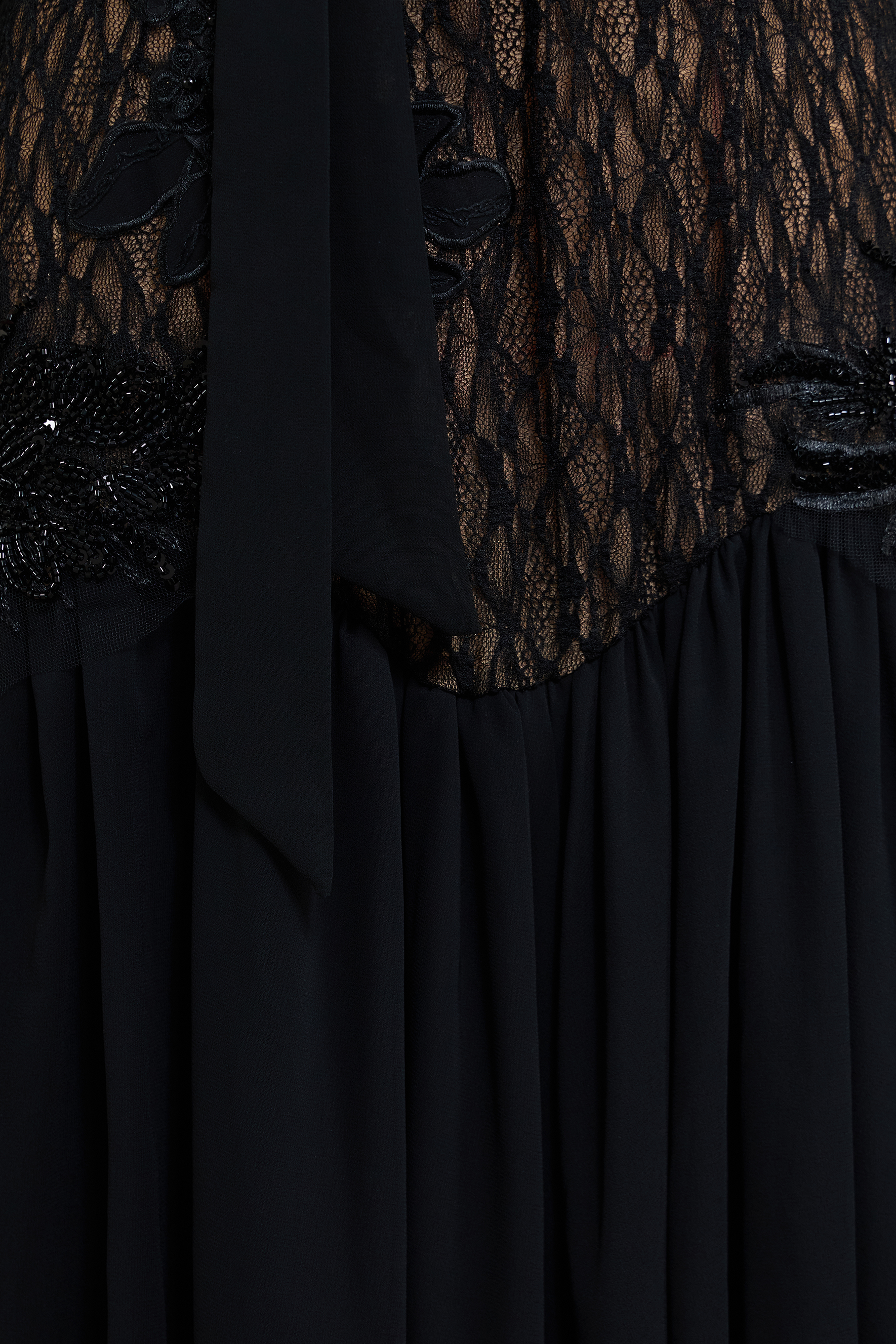 Out In Elegance Black Floral Applique Lace Bodice Maxi Dress