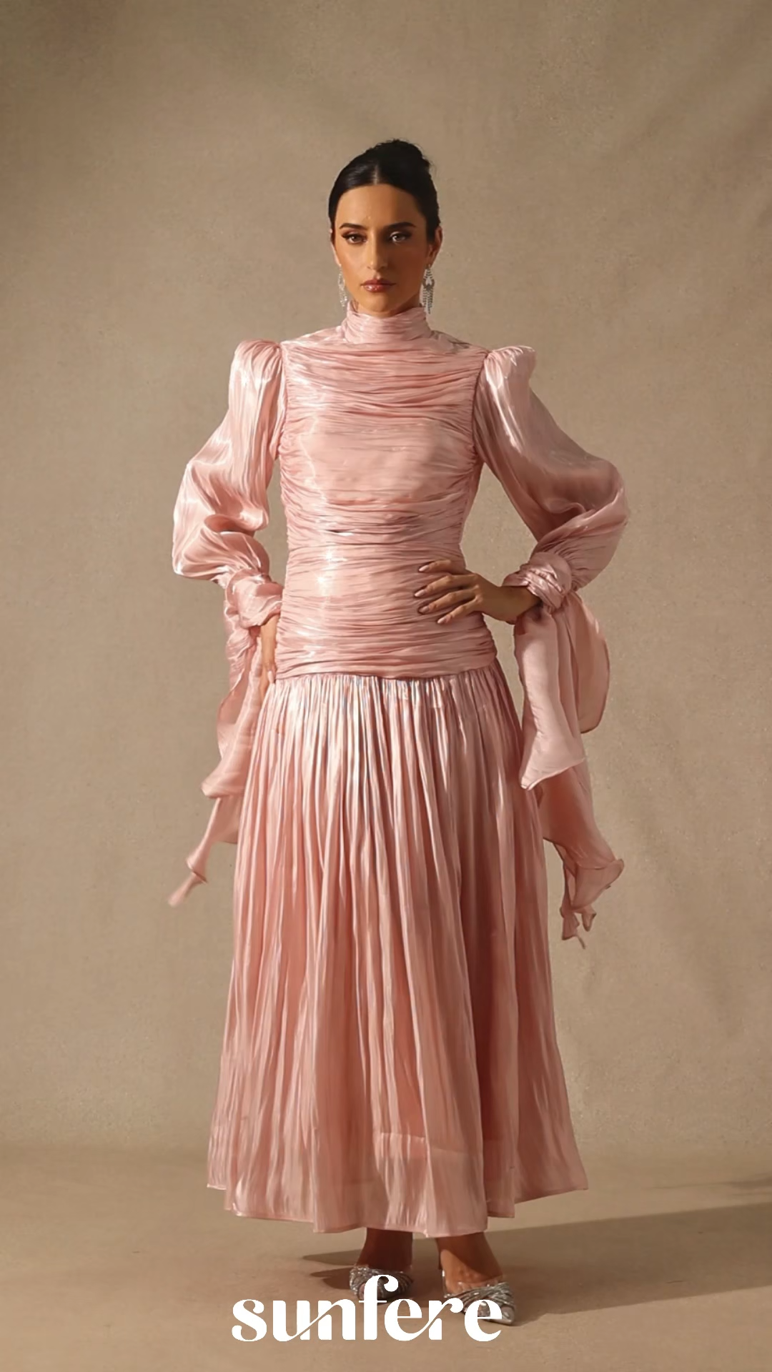 Kinsley Puff Sleeve Ruched Bodice Maxi Dress