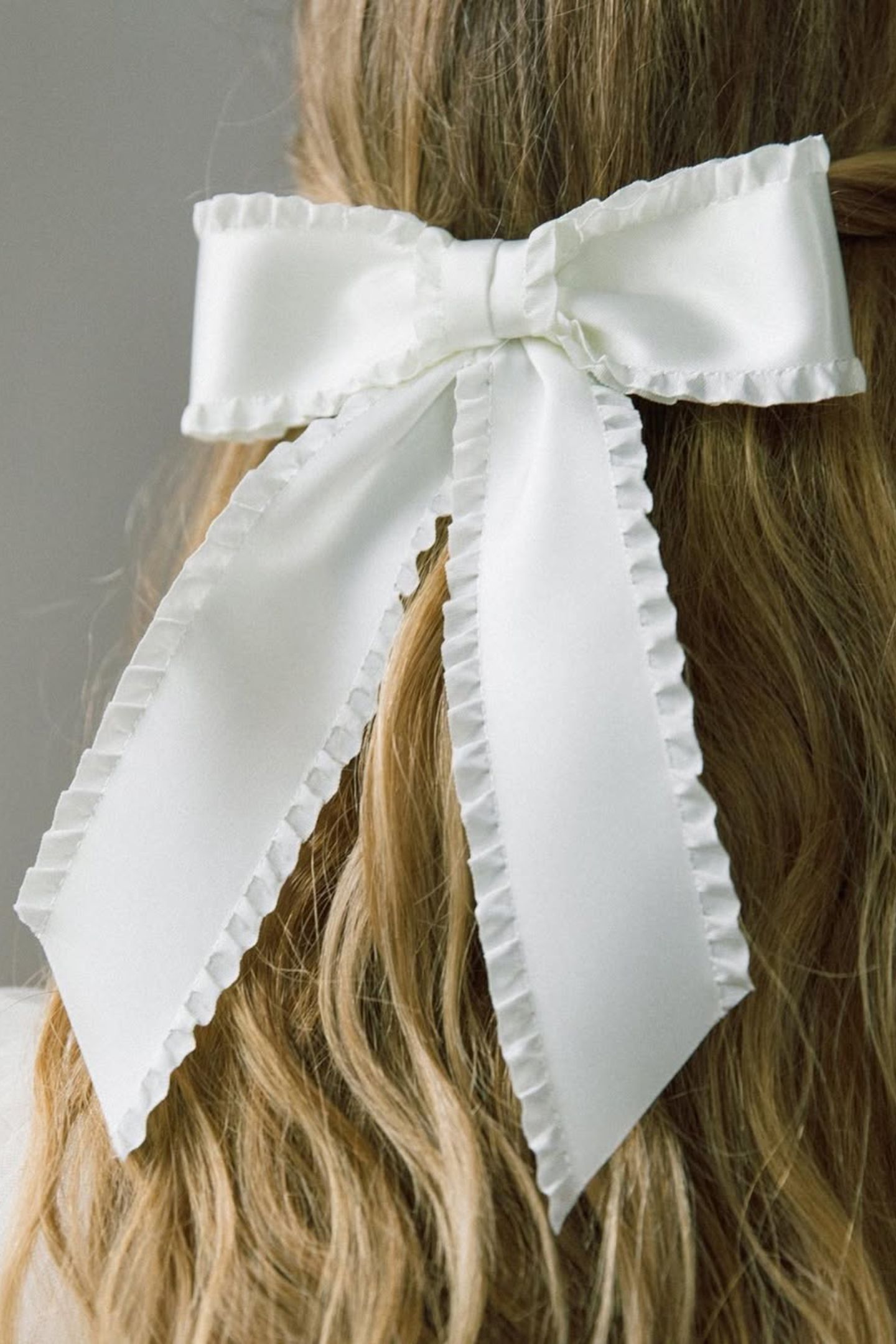 Ruffle Edge Bowknot Satin Hairclip