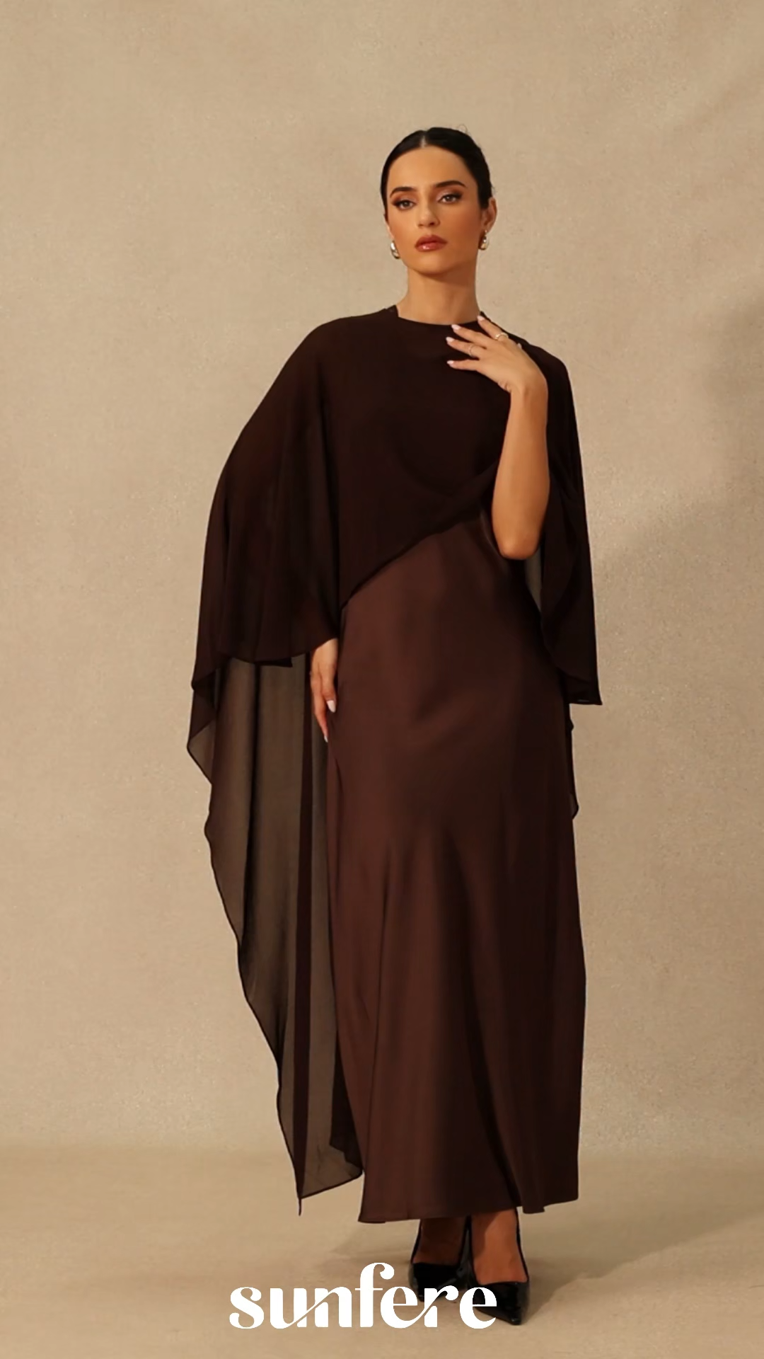 Juliana Crew Neck Sleeveless Maxi Dress with Cape