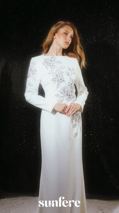 Remarkable Entrance White Floral Embroidered Long Sleeve Maxi Dress
