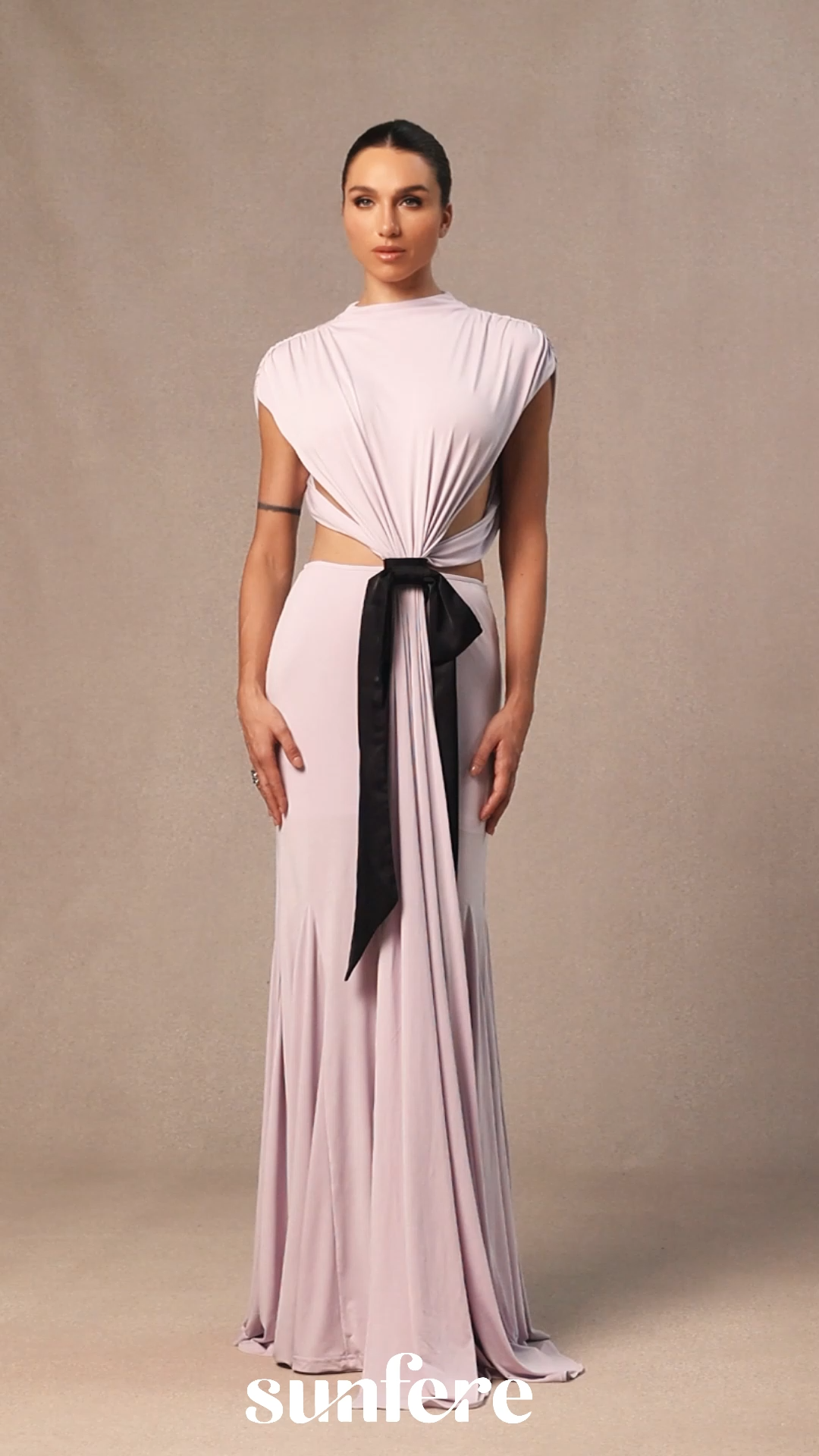 Elizabeth Bow Detail Open Back Maxi Dress