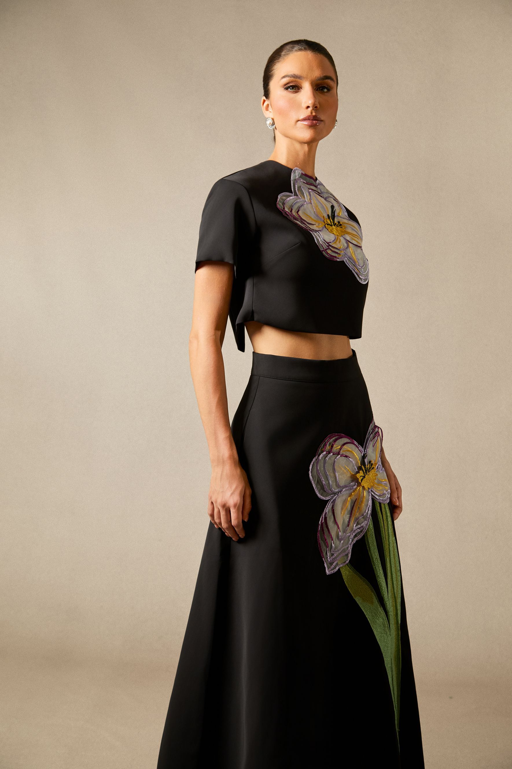 Angelica Floral Appliqué Set | White Short Sleeve Chic - sunfere