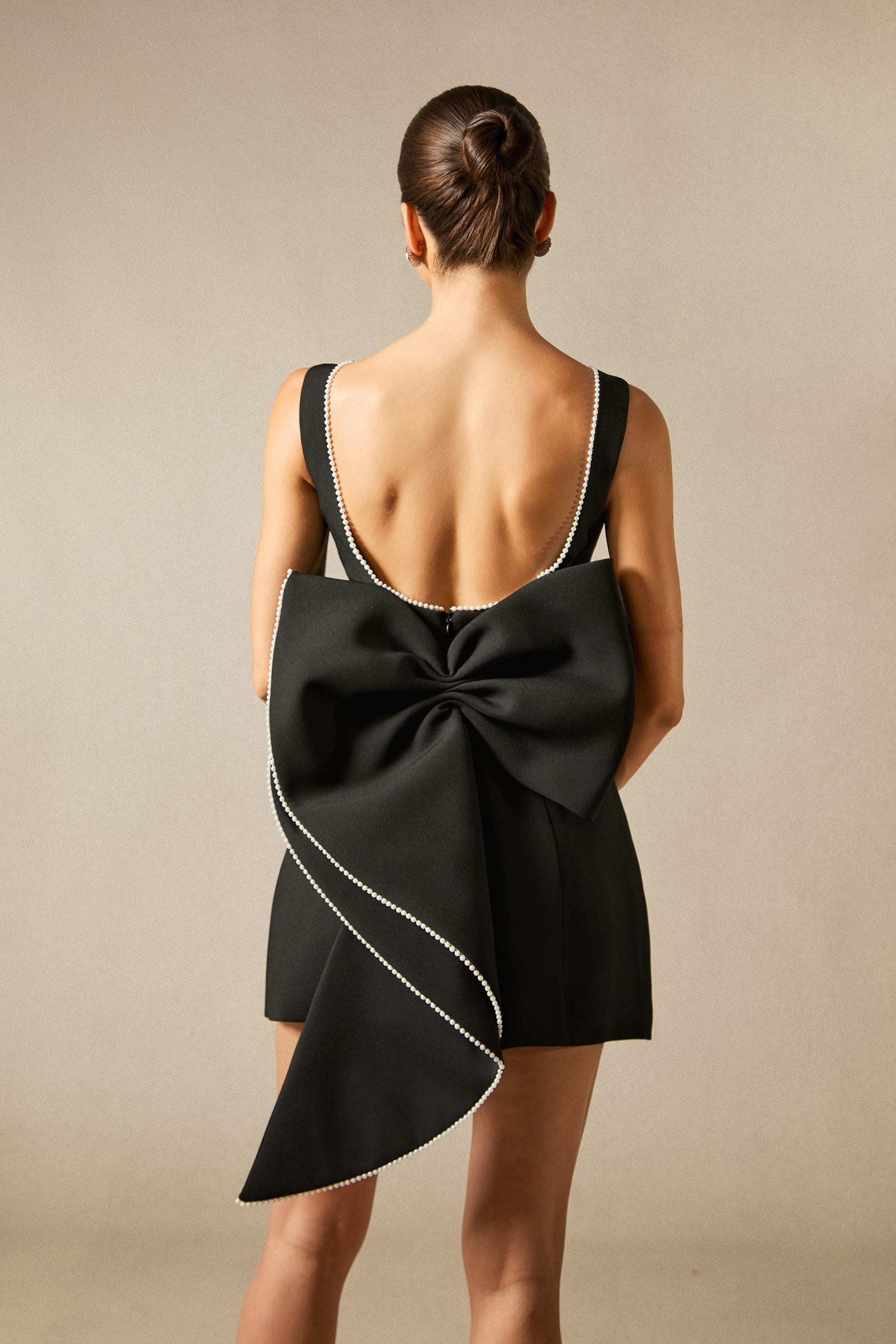 Cecila Bowknot Pearl Backless Mini Dress