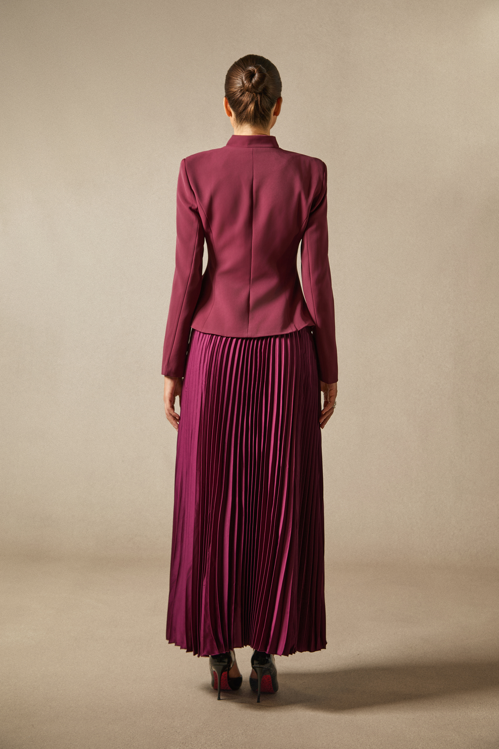 Christine Embroidery Pleated Skirt Set