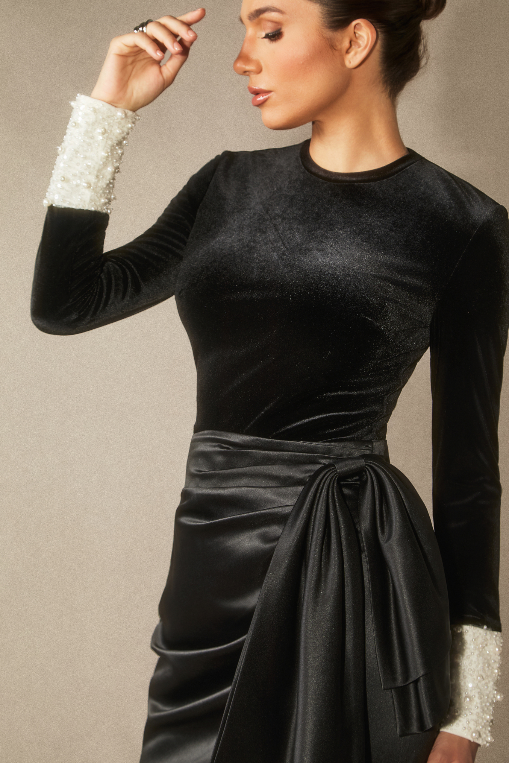 Hilary Long Sleeve Bowknot Maxi Skirt Set