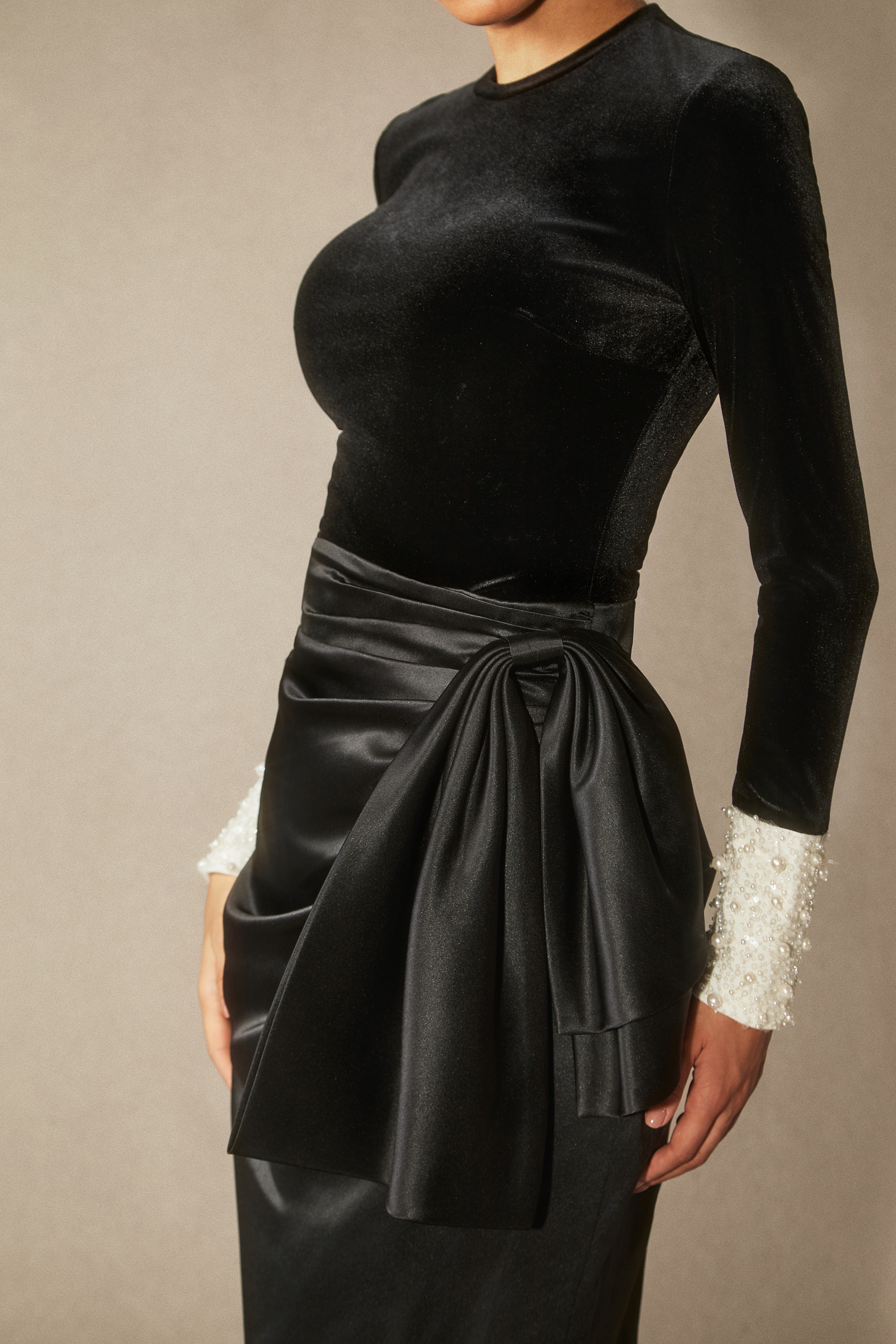 Hilary Long Sleeve Bowknot Maxi Skirt Set