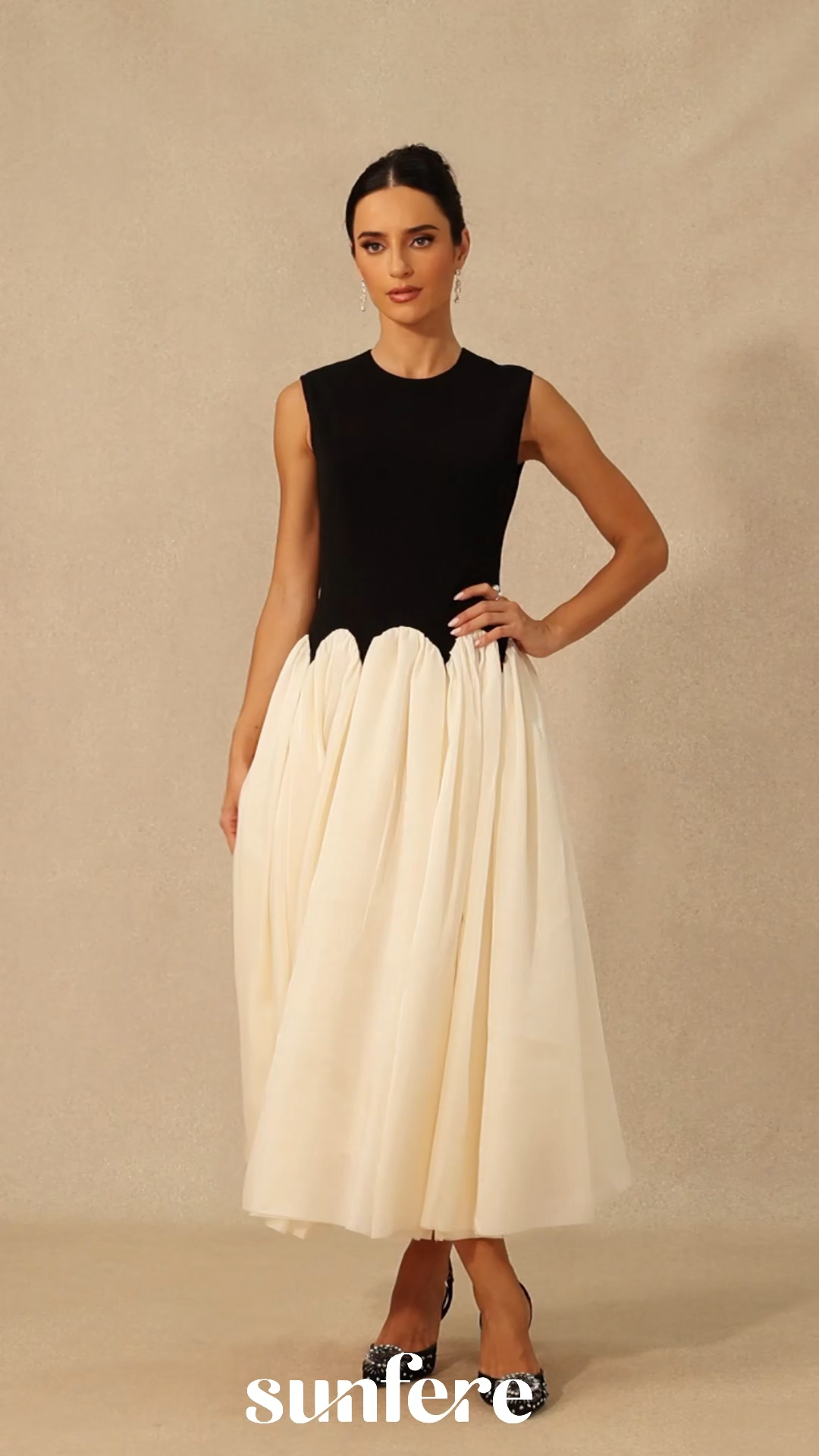 Zoey Sleeveless Color Block Maxi Dress