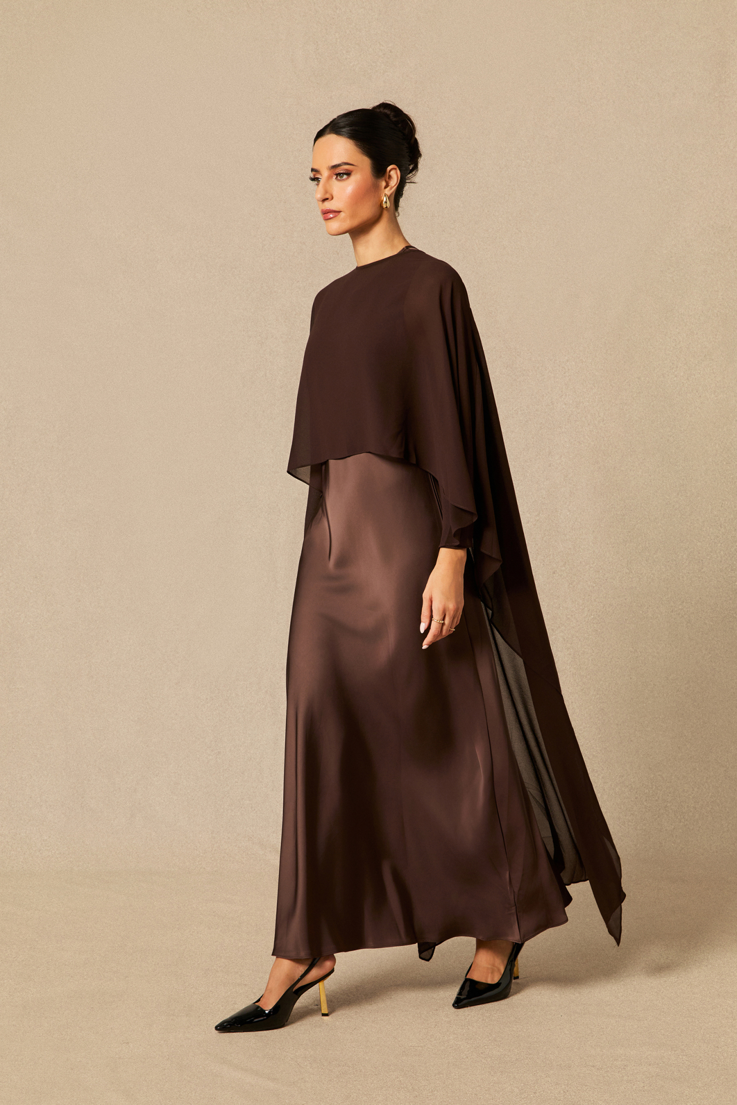 Juliana Crew Neck Sleeveless Maxi Dress with Cape