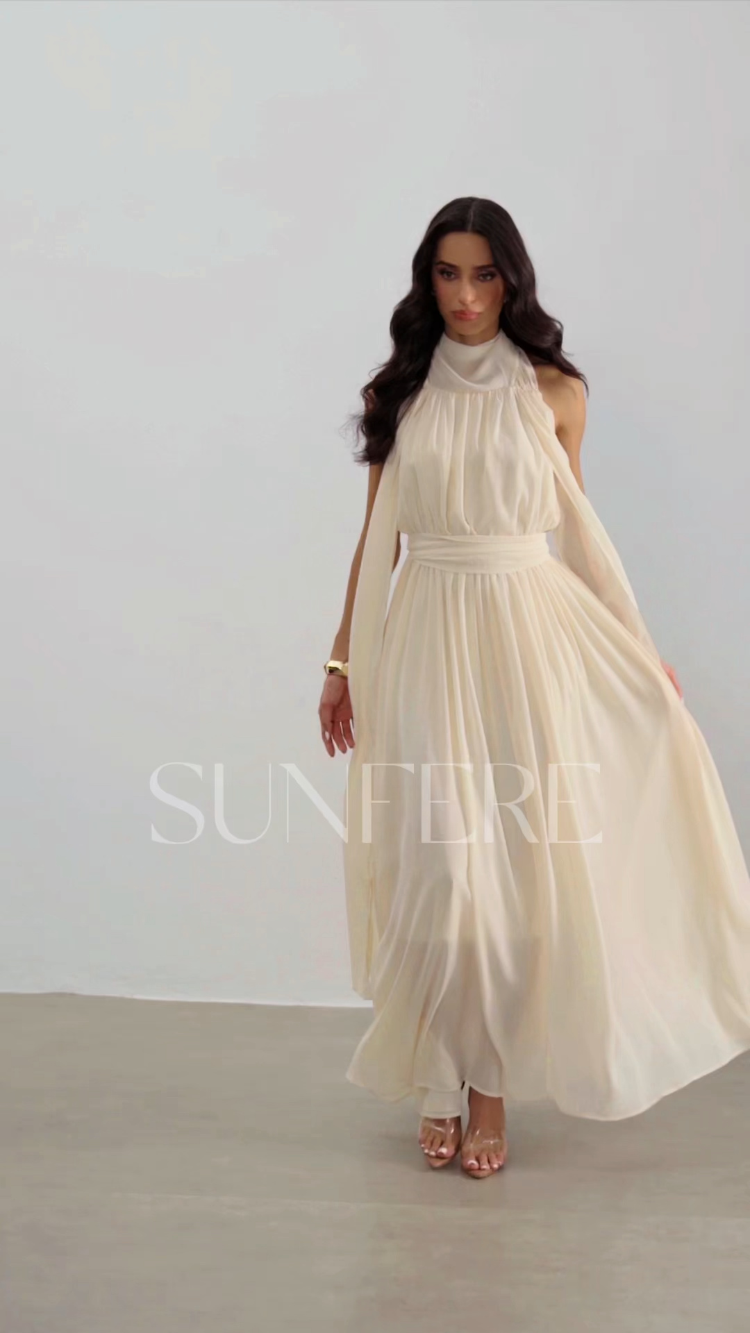 Ivy Halter Neck Sleeveless Chiffon Maxi Dress