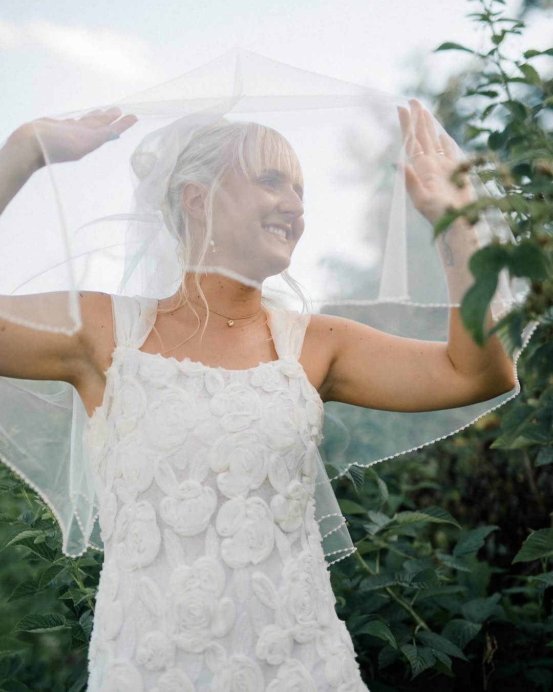 {"default":"Andrea Floral Applique Pleated Chiffon Maxi Dress,wedding dresses,honeymoon dresses,engagement dresses"}
