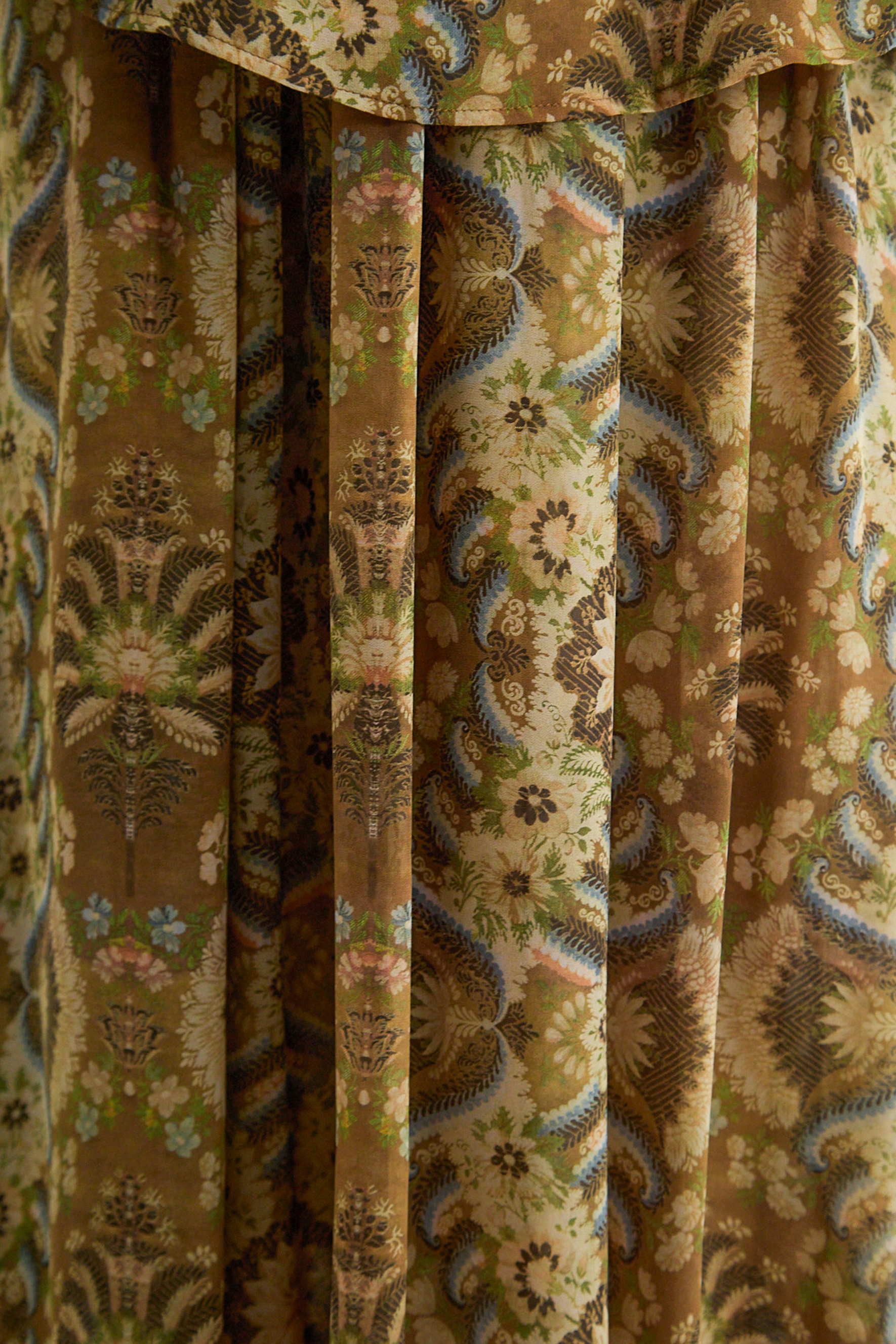 Glam Moment Brown Printed Georgette Set Top & Skirt Set