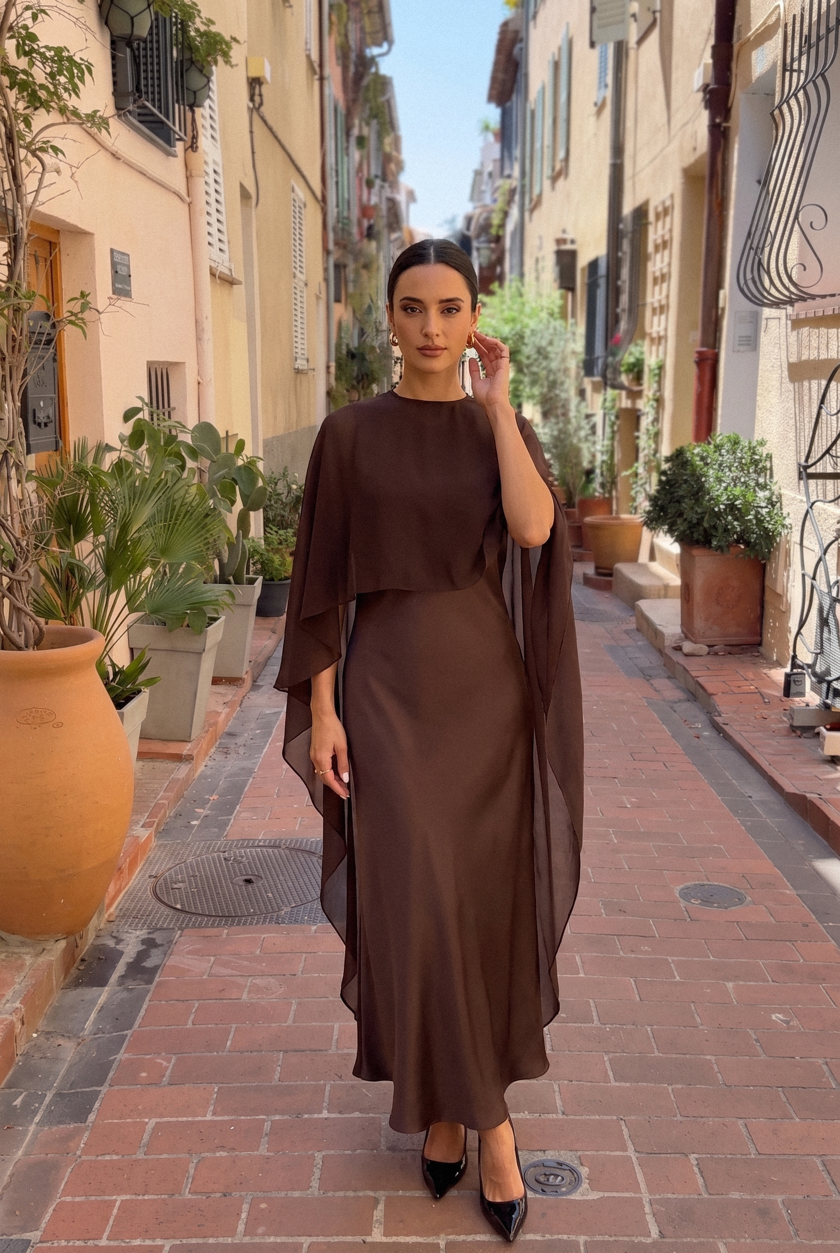 Juliana Crew Neck Sleeveless Maxi Dress with Cape