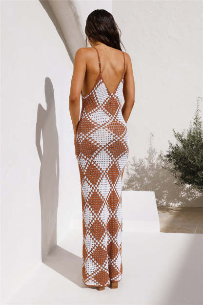 Amanda Checkered V-neck Knit Maxi Dress