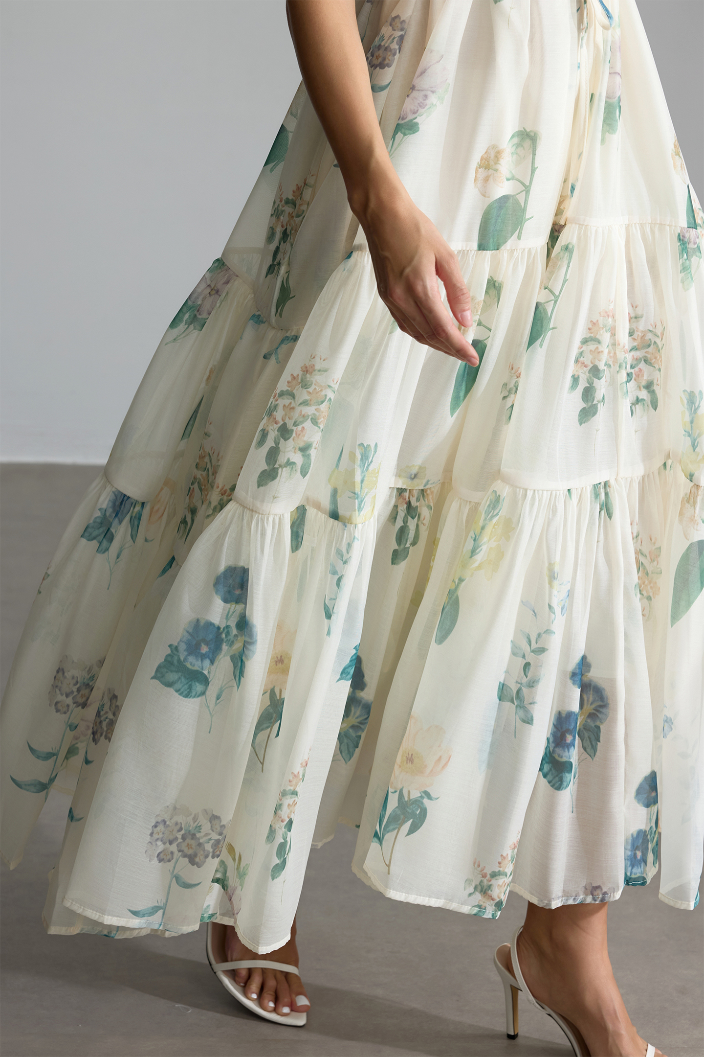 Harley Floral Print Halter Maxi Dress