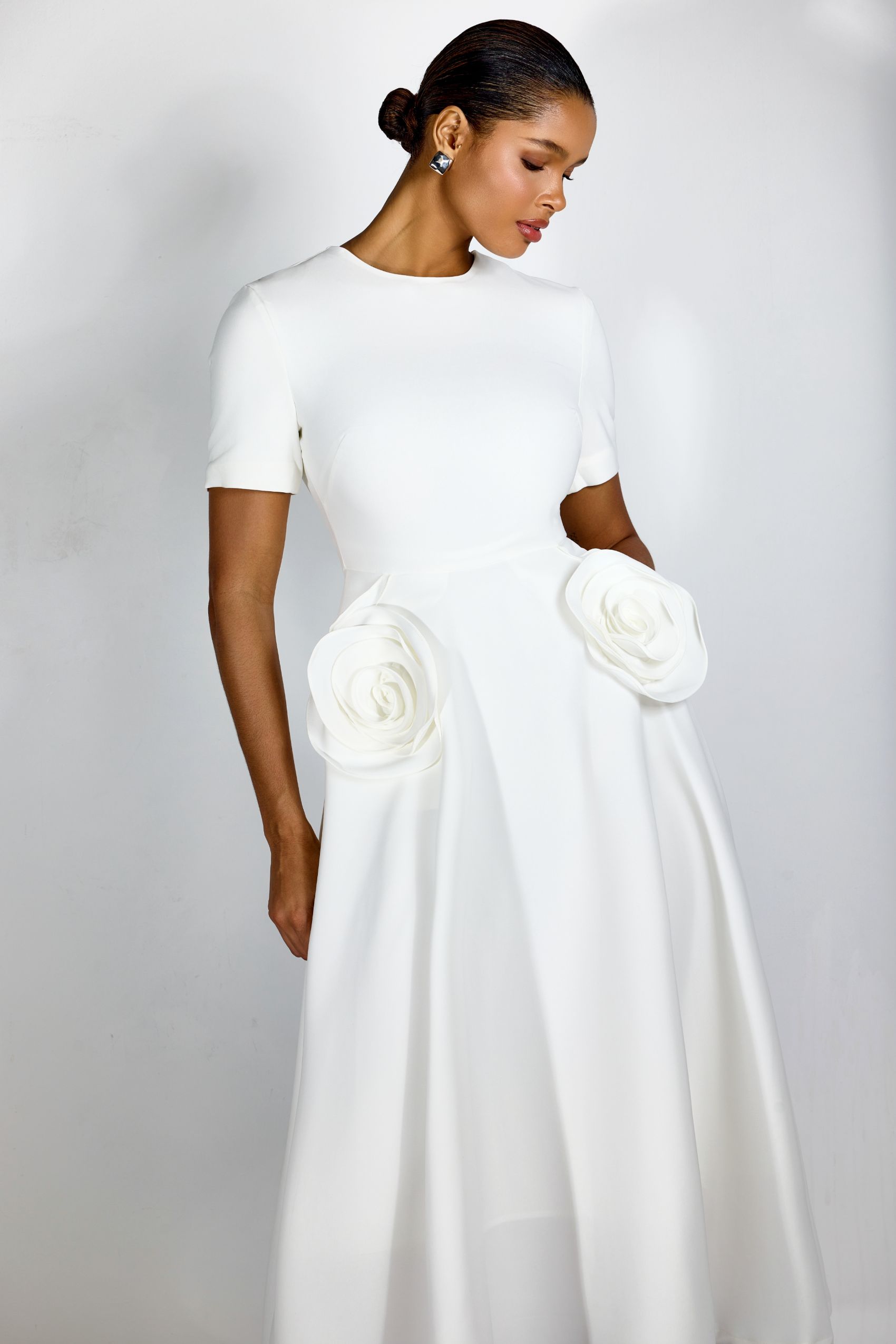 Ava Floral Applique Short Sleeves Midi Dress