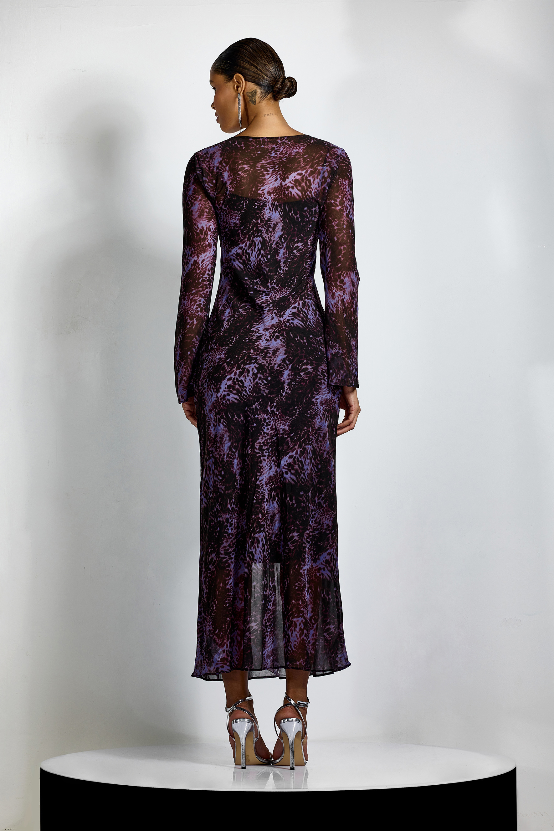 Phoebe Leopard Print Flare Cuffs Maxi Dress