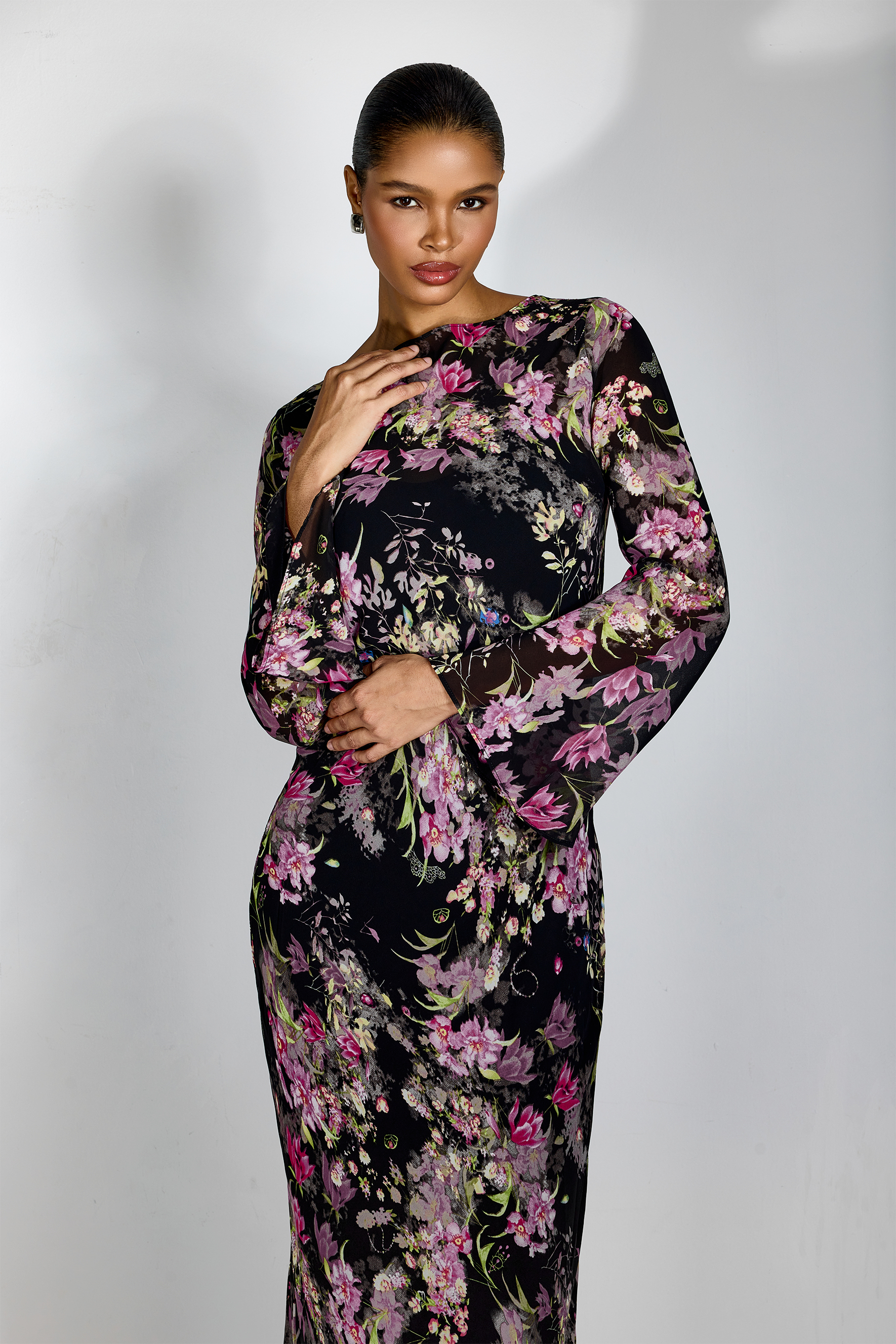 Regina Floral Print Flare Cuffs Maxi Dress