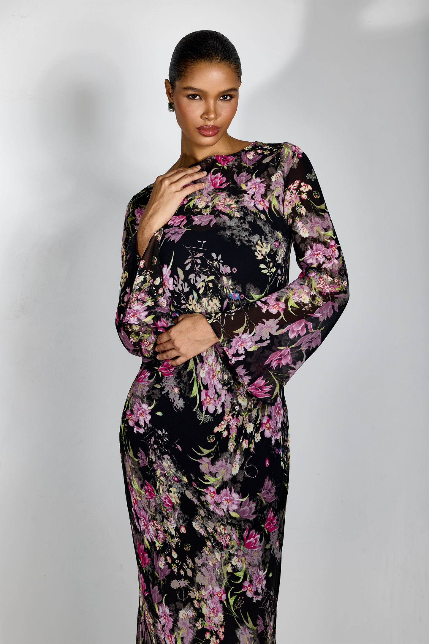 Regina Floral Print Flare Cuffs Maxi Dress