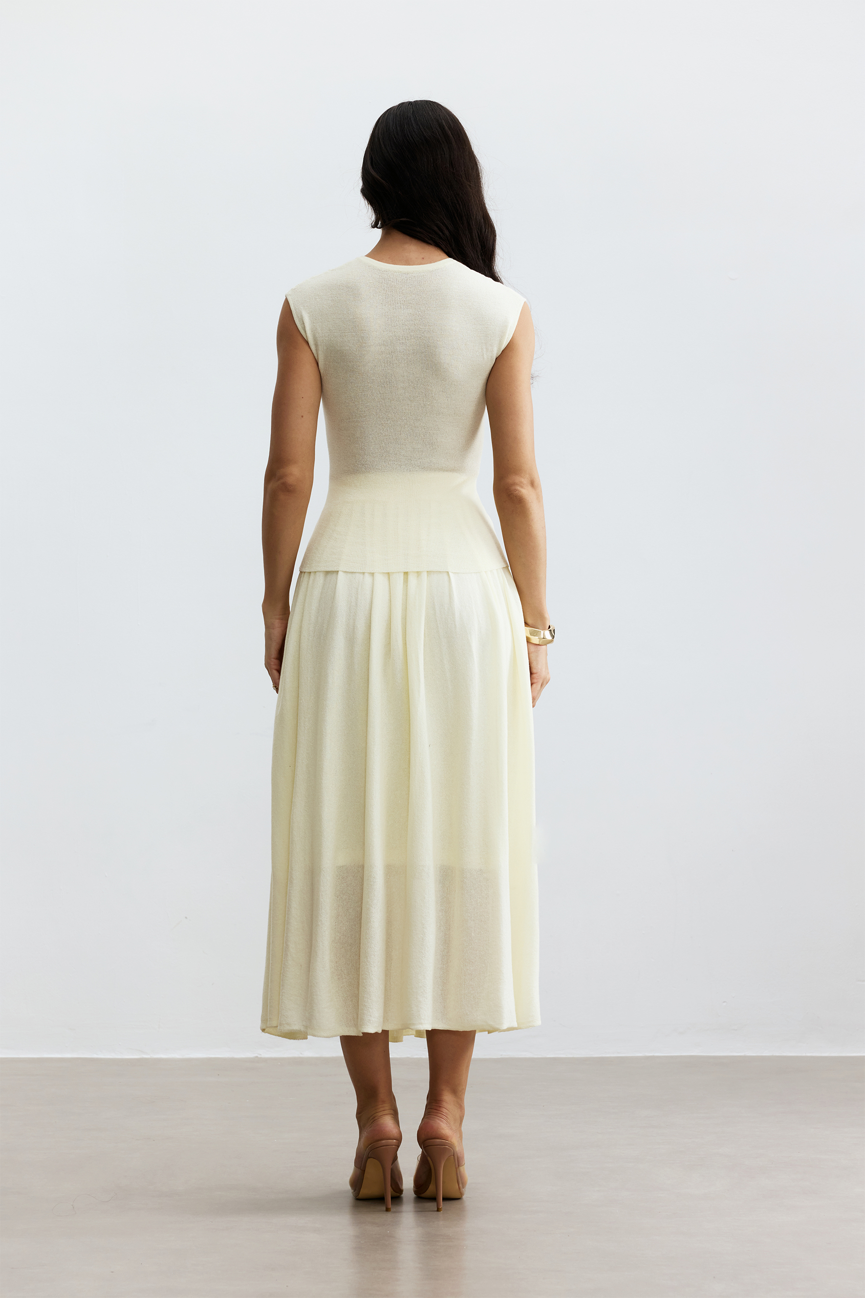 Lara Scoop Neck Sleeveless Top & Skirt Set