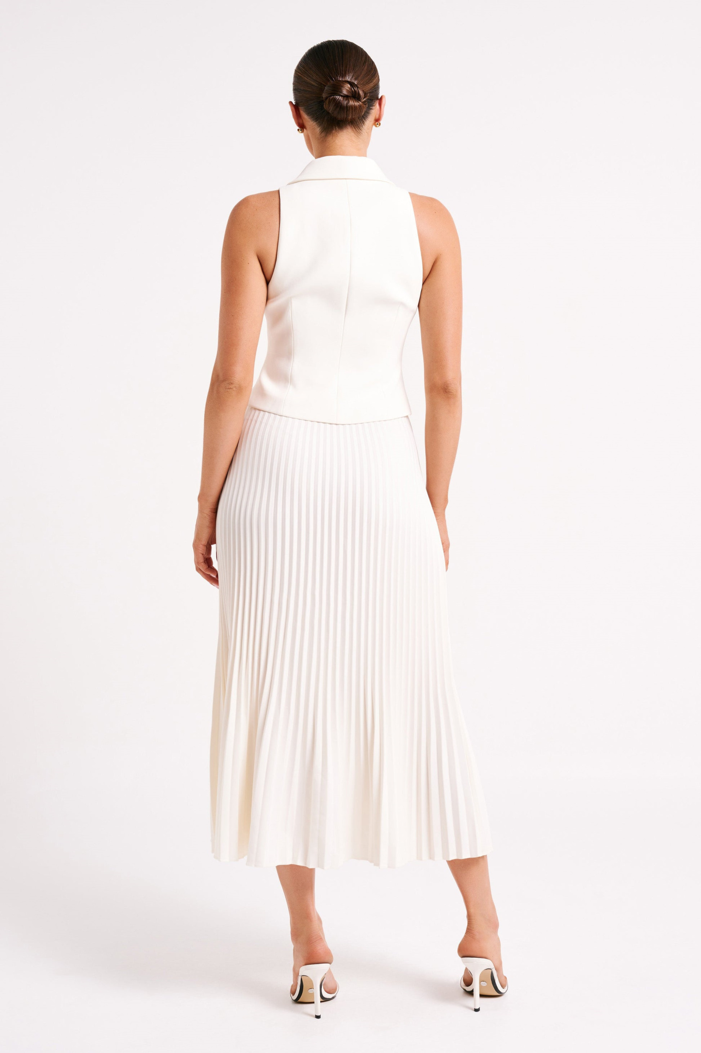 Renata V-neck Pleated Skirt Set