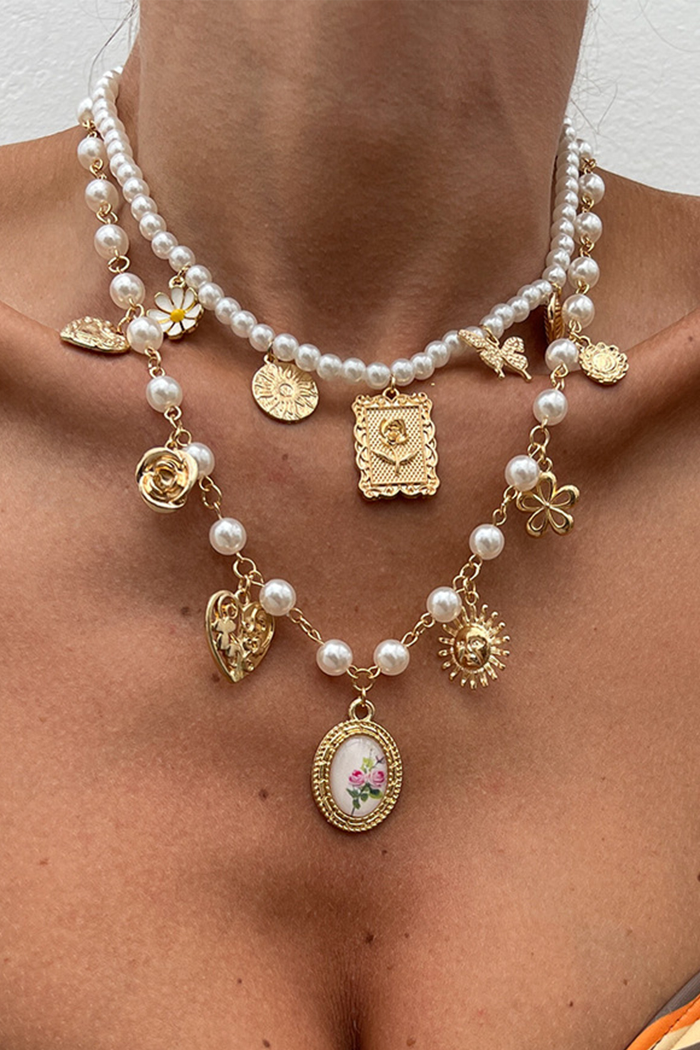 Heart Pendants Layered Pearl Necklace Set