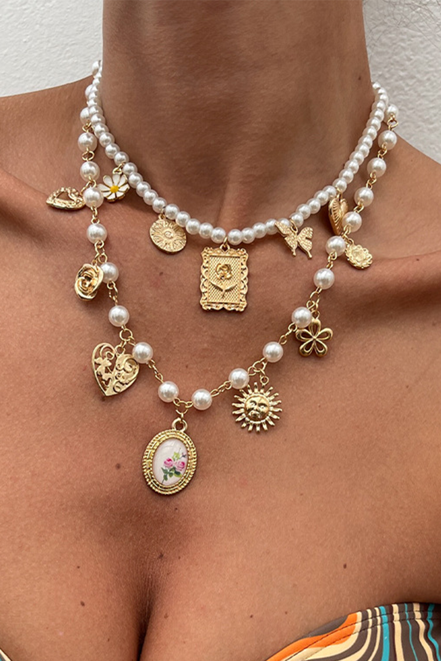 Heart Pendants Layered Pearl Necklace Set