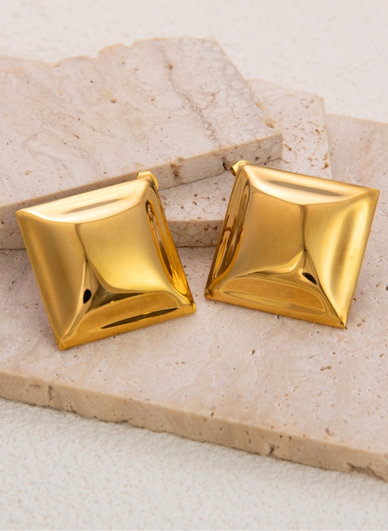 Sqaure Structured Earrings