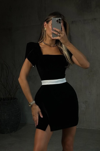 Vivien Square Neck Short Sleeve Velvet Mini Dress