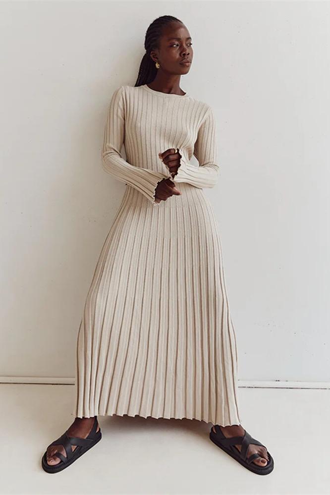 Elegant Antonia Rib Flare Maxi Knit Dress | Sunfere