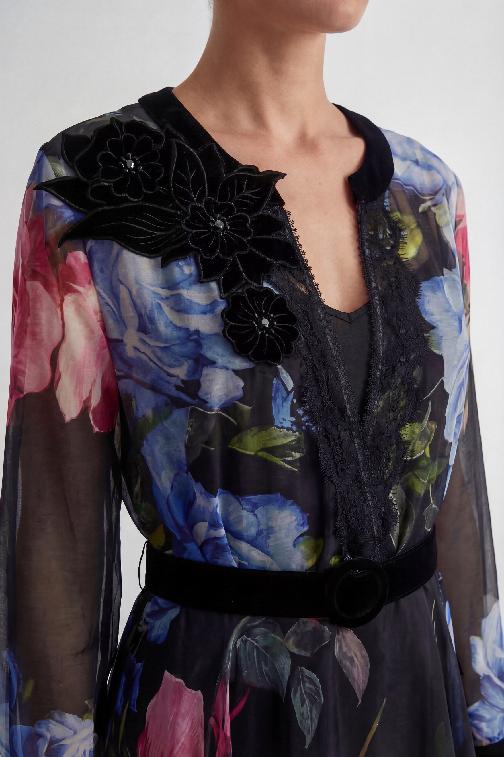 Antique Roses Black Floral Applique Sheer Sleeve Maxi Dress