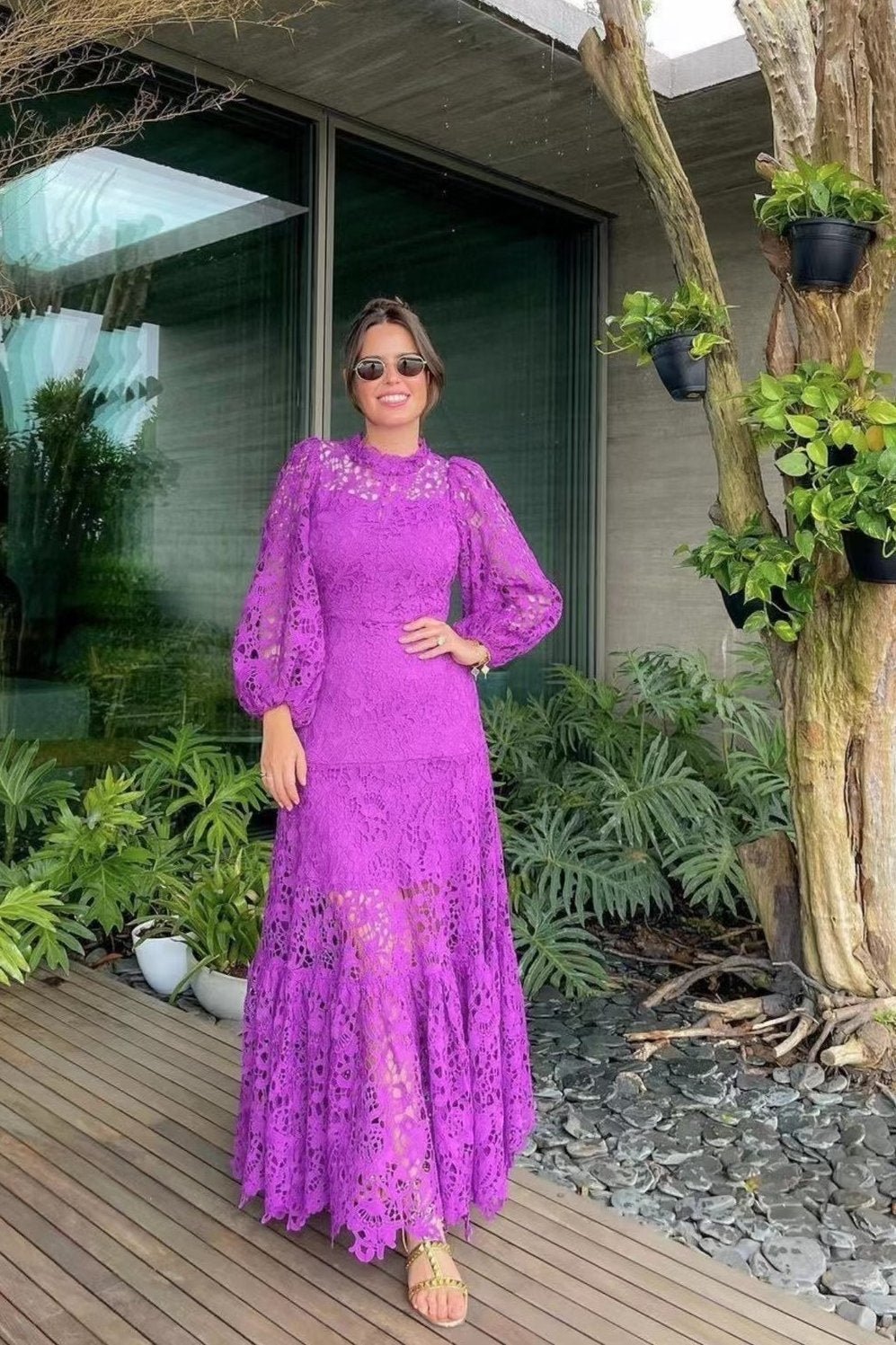 Joa Flared Lace Maxi Dress | Green Christmas Glamour - sunfere