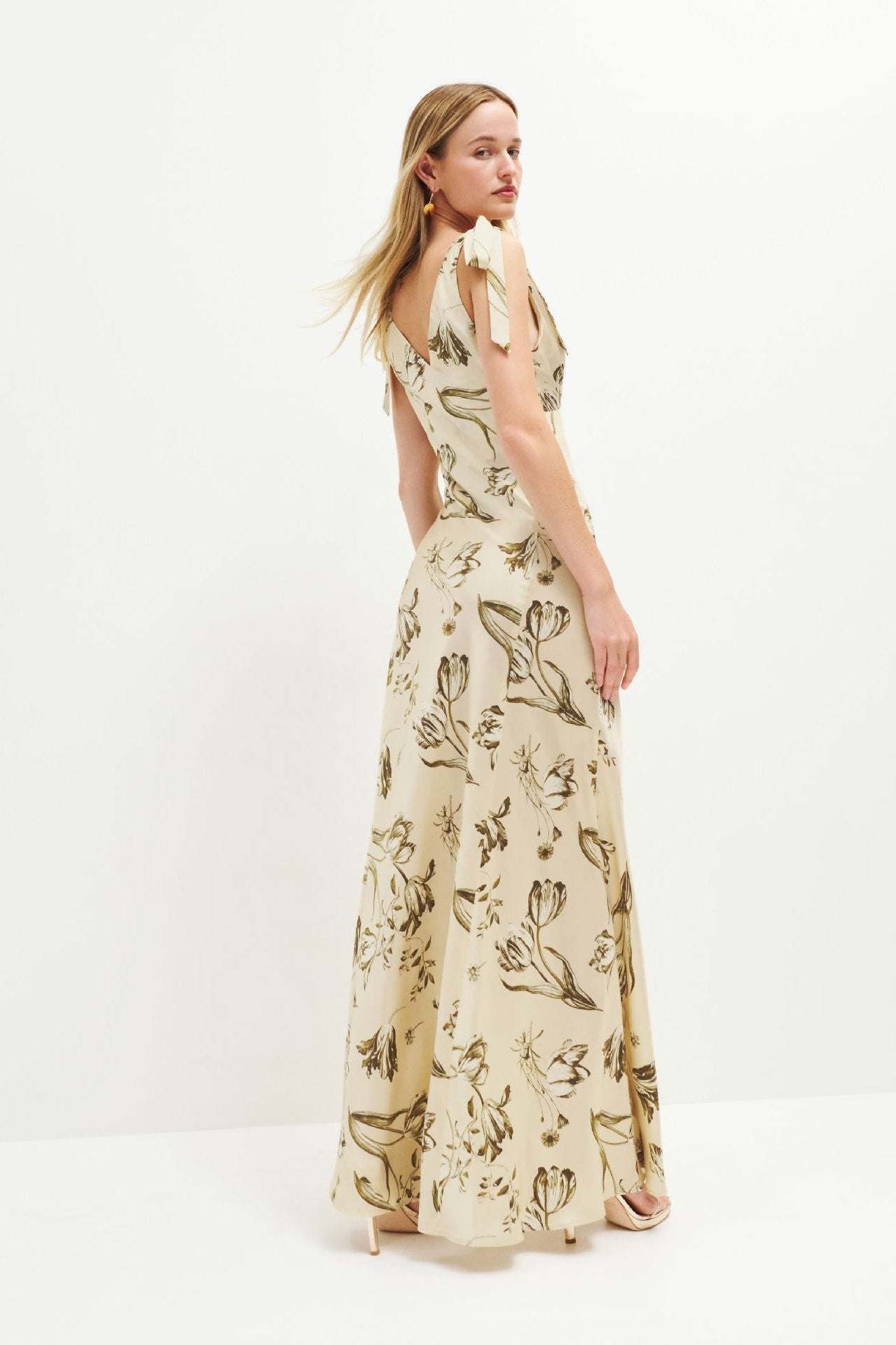 Leila Printed Knotted Flare Maxi Dress-Sunfere