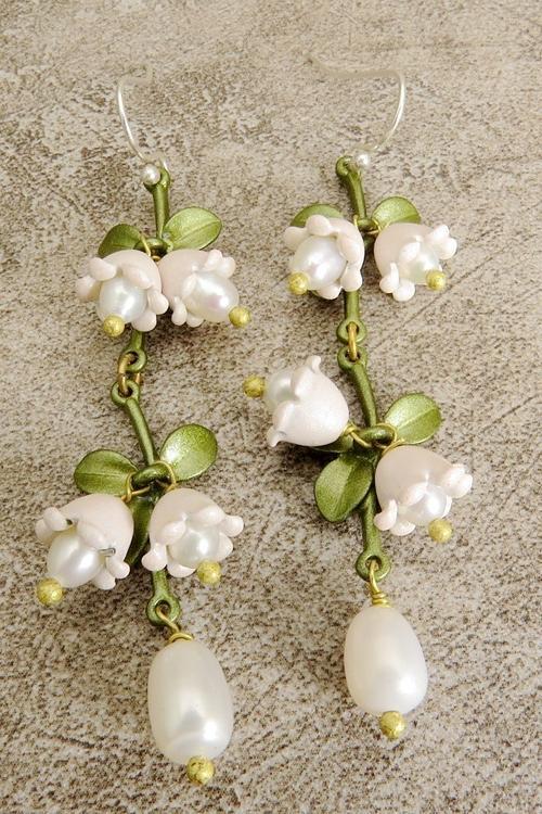 Lilys Leaf Pearl Drop Earrings-Sunfere