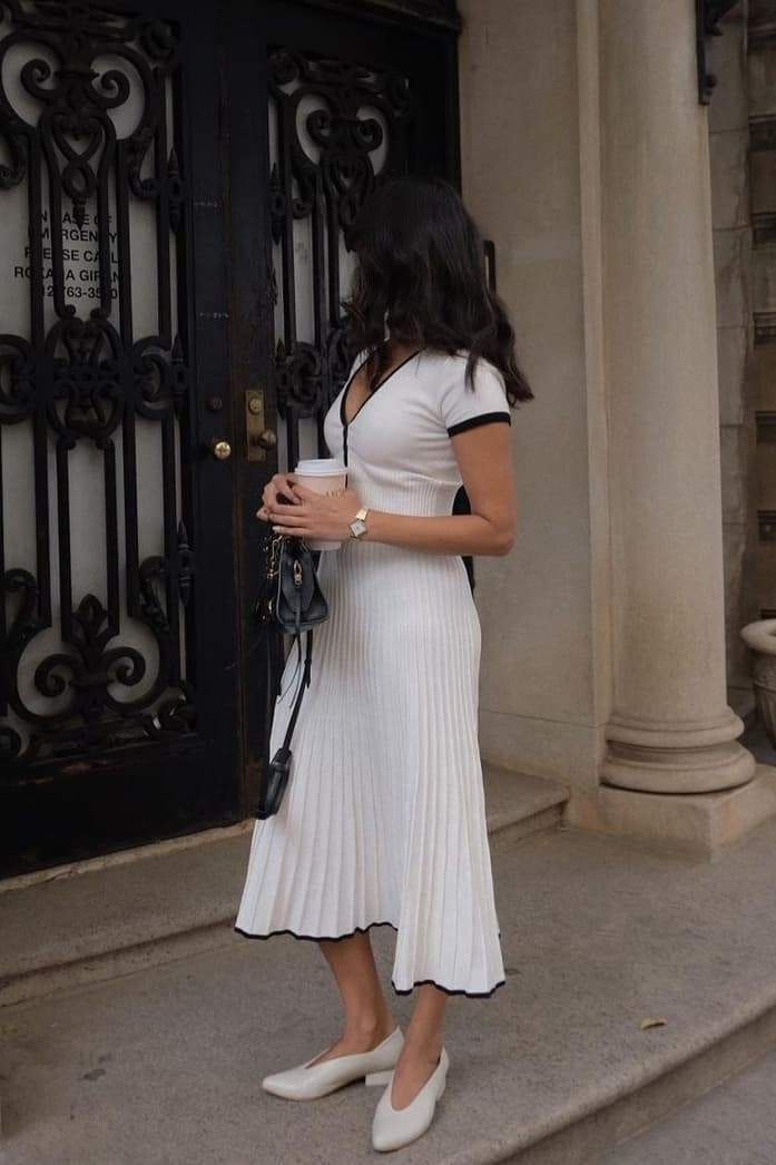 Marcia V-neck Pleated Skirt Set-Sunfere